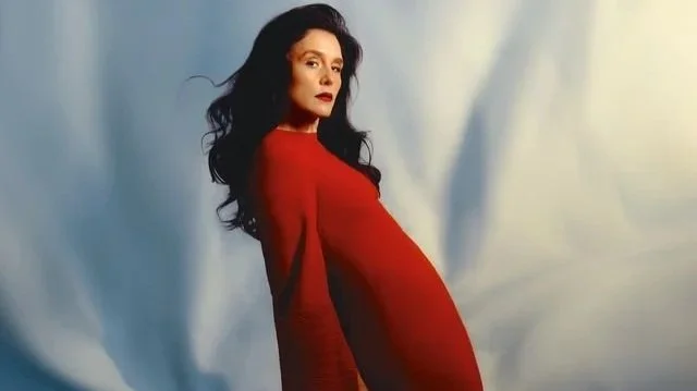 Jessie Ware posing for the cover of Kinfolk, photographed by Raphaëlle Orphelin.