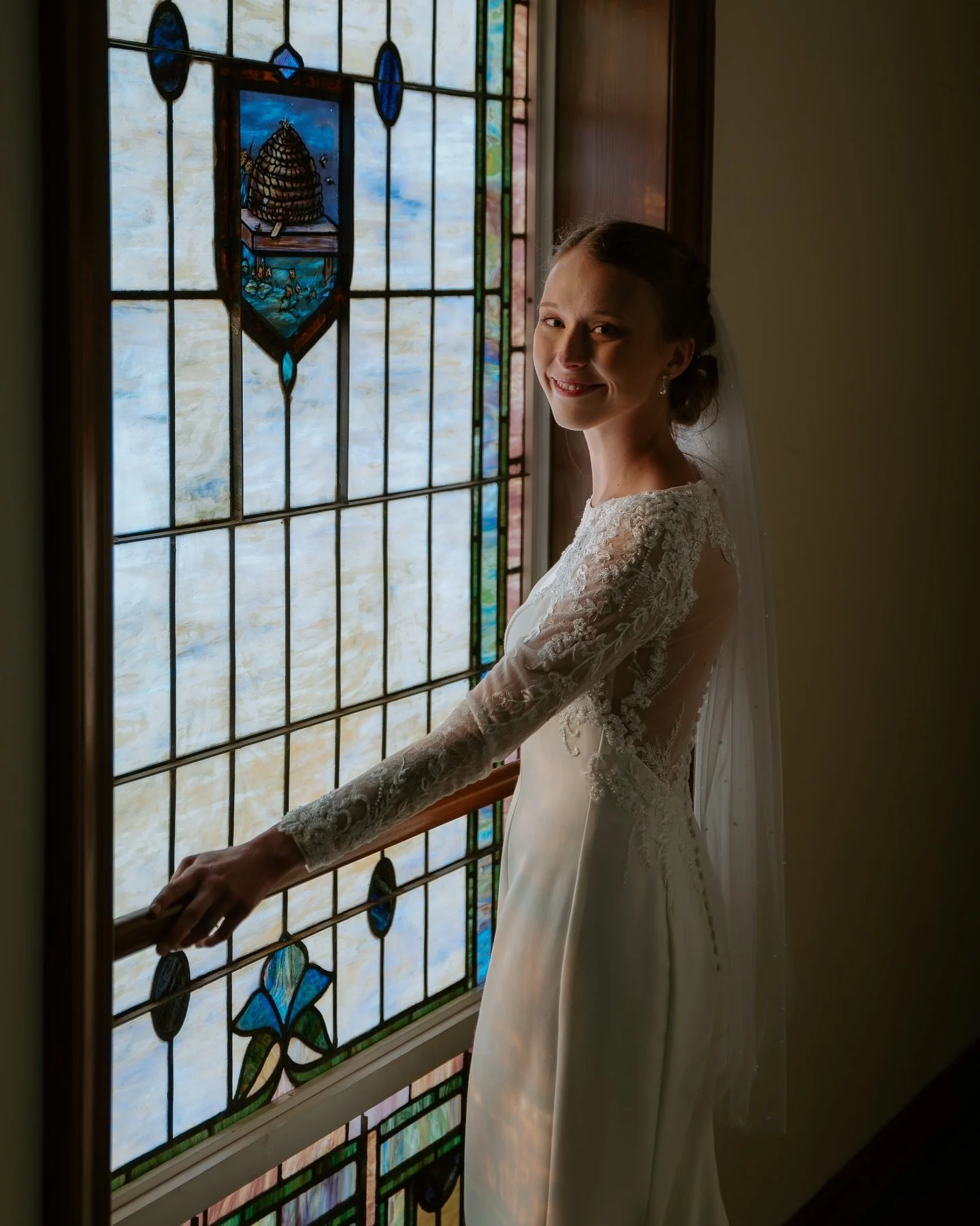 The light through the stained glass.  And a bride who couldn&rsquo;t have looked more stunning. ✨

Sarah, you were glowing.
.
.
.

#ncwedding #ncweddingphotography #ncweddingphotographer #stainglass #ncbride