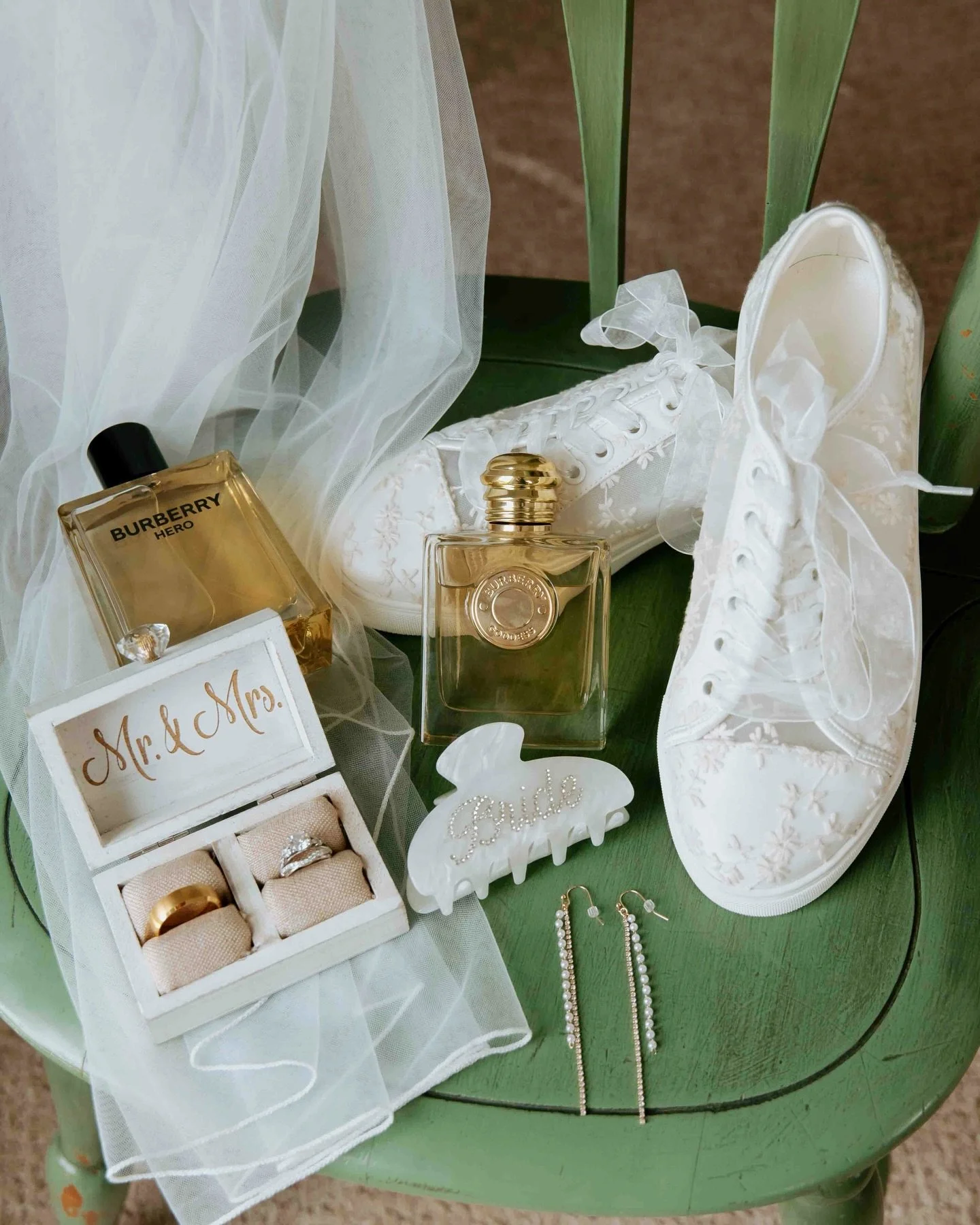 Hello, Saturday ✨
Weekends were made for making memories&hellip; let&rsquo;s capture yours 📸

#ncphotographer #triadphotographer #triadphotography #ncphotography #weddingphotographer