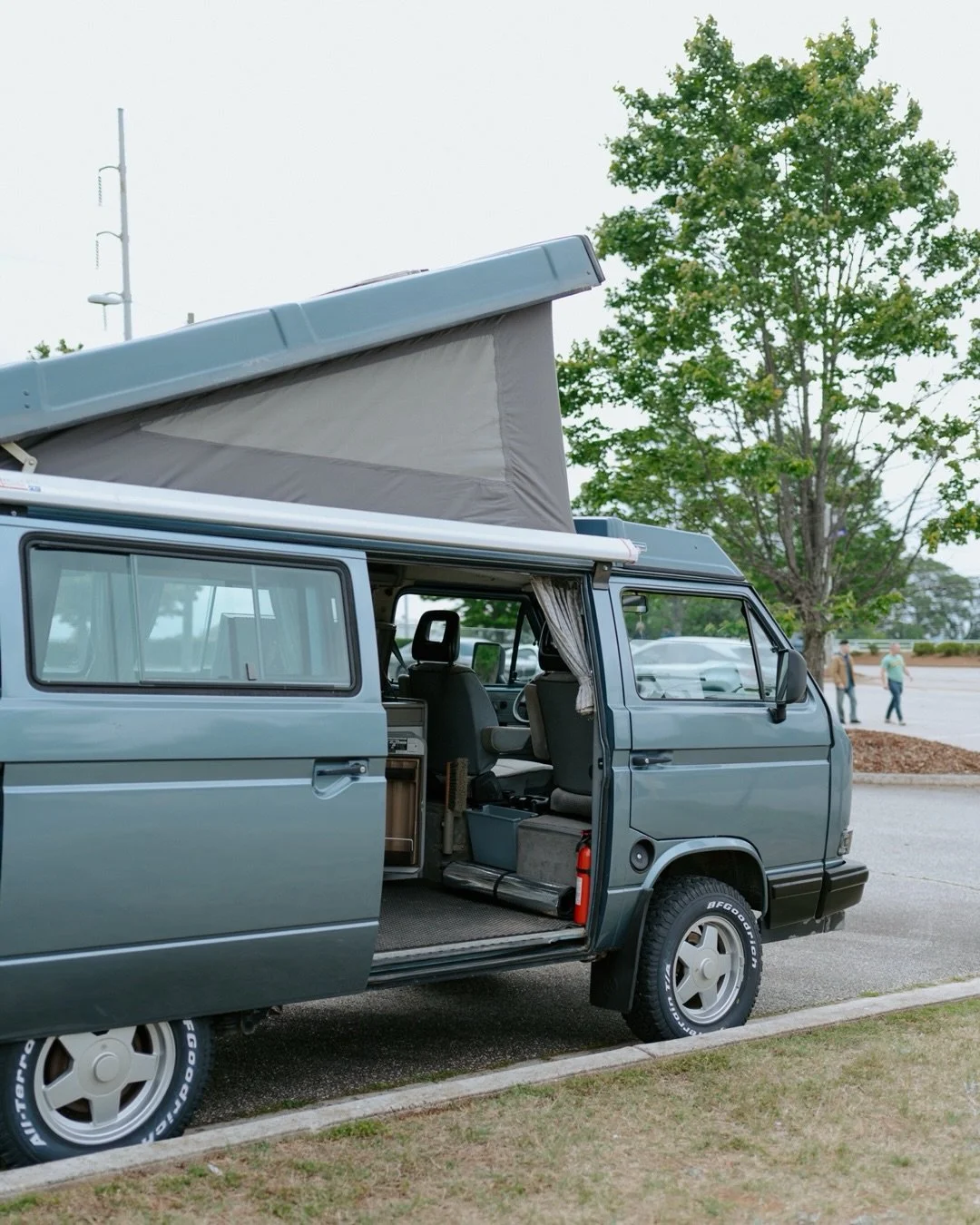 Some cars are just cars&hellip; and then there are the ones that feel like freedom. 
 A VW Westfalia is a DREAM, so getting to photograph this one honestly felt a little surreal&hellip;I&rsquo;m obsessed. 🚐

Now excuse me while I try to figure out h