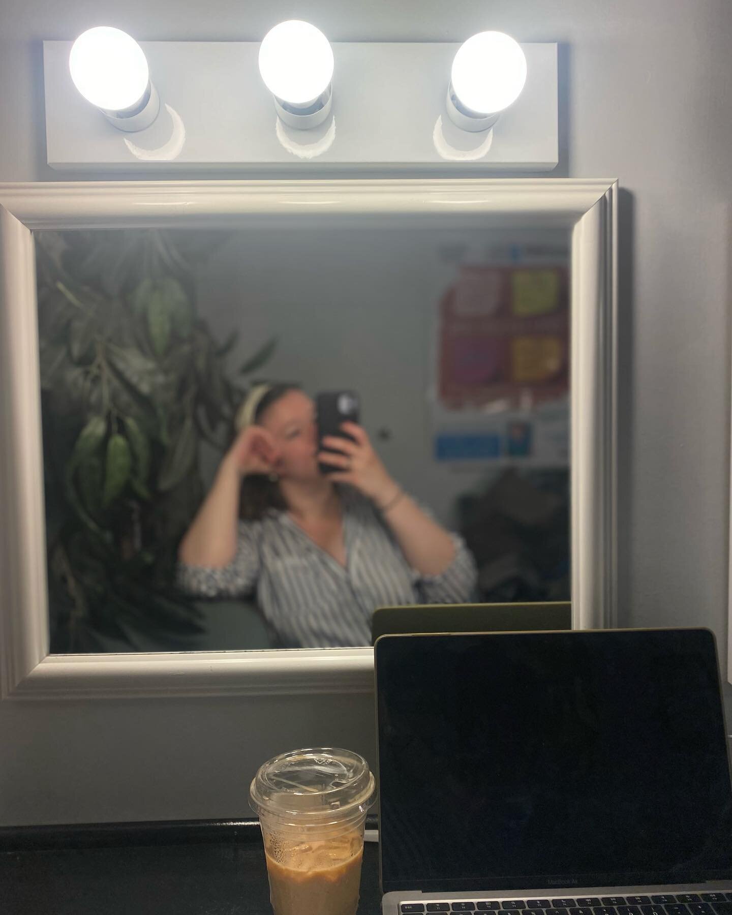 Getting work done in a dressing room just hits different. It feels like home. Where does everyone else love to practice or do work? 
.
#theatrelife #auditioncheckup #auditioning #audition #auditions #theatrekid #dressingroom #broadwaylights #nyctheat