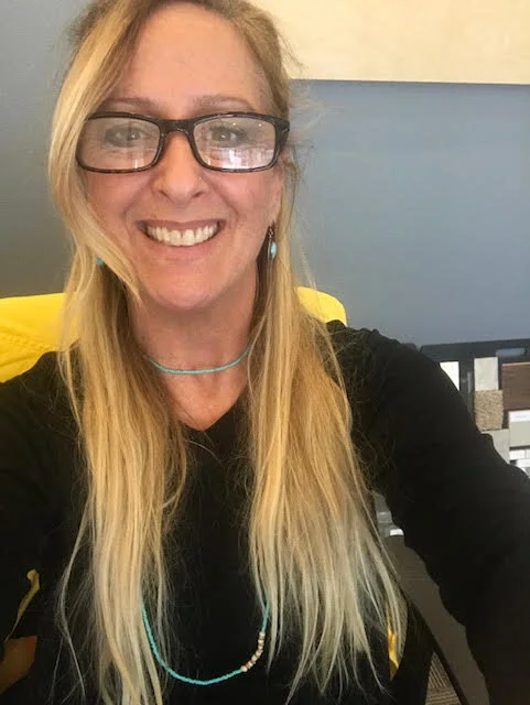 Kamille Hottinger,  MS