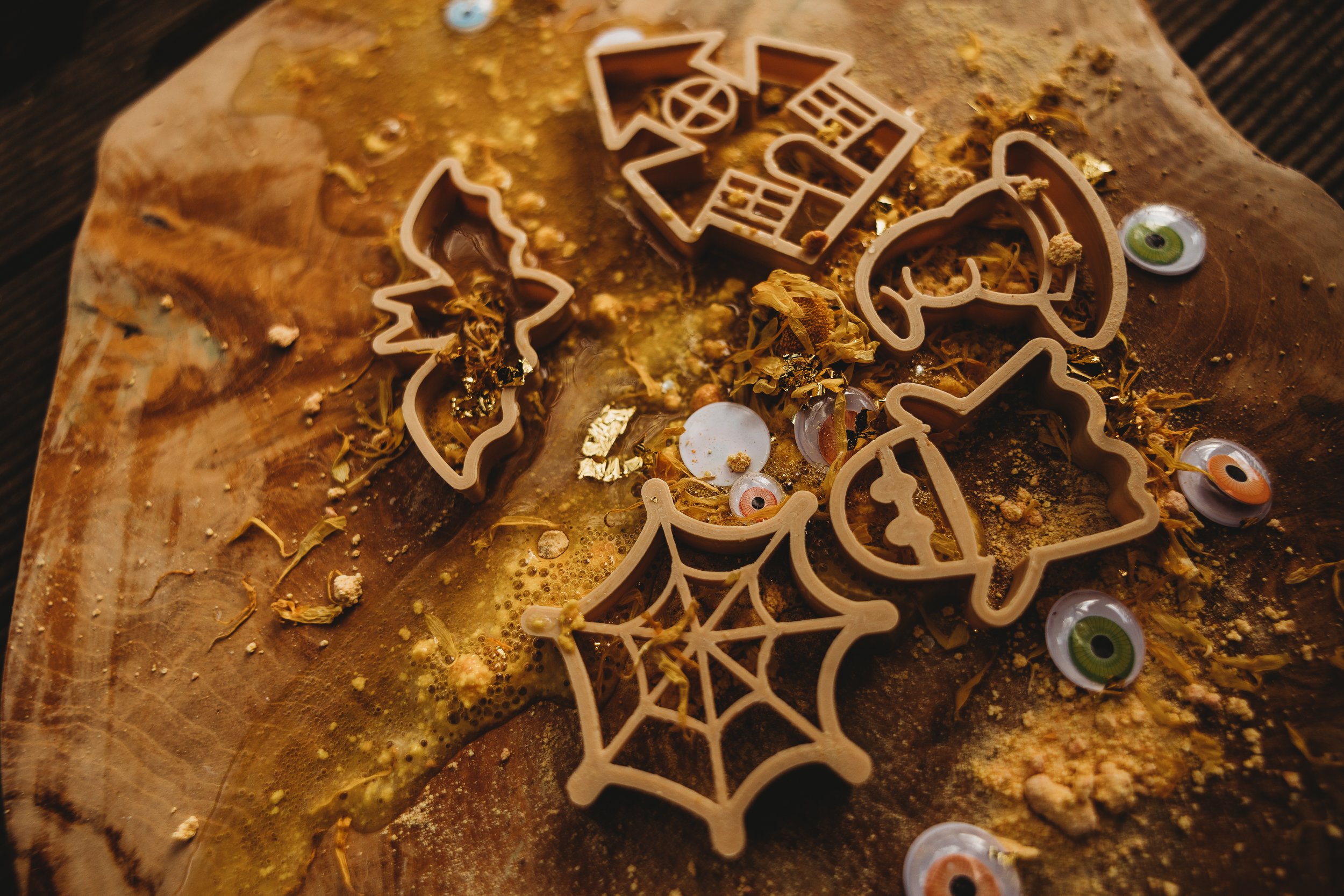 Halloween playdough cutter set