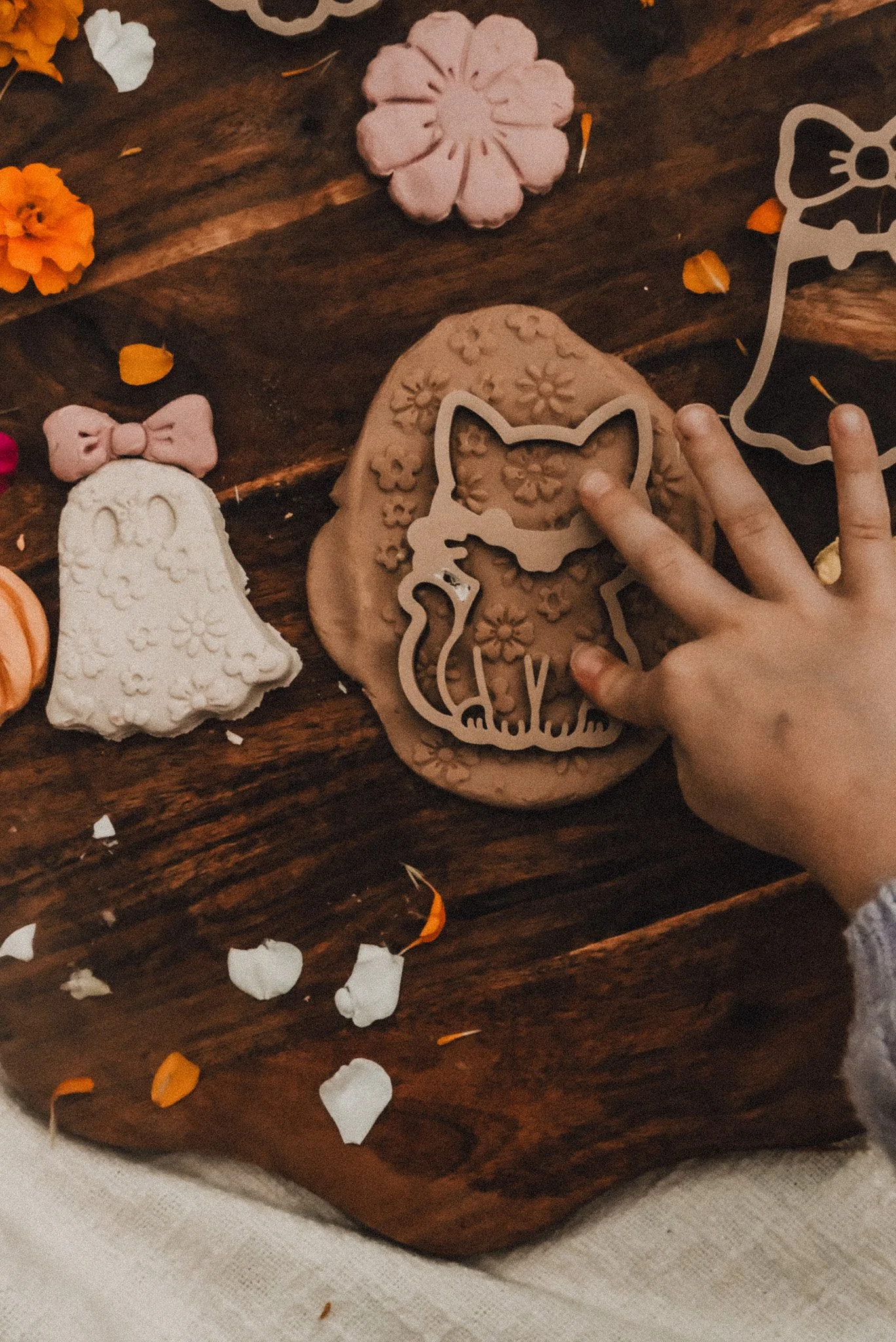 Halloween cat floral playdough cutter set