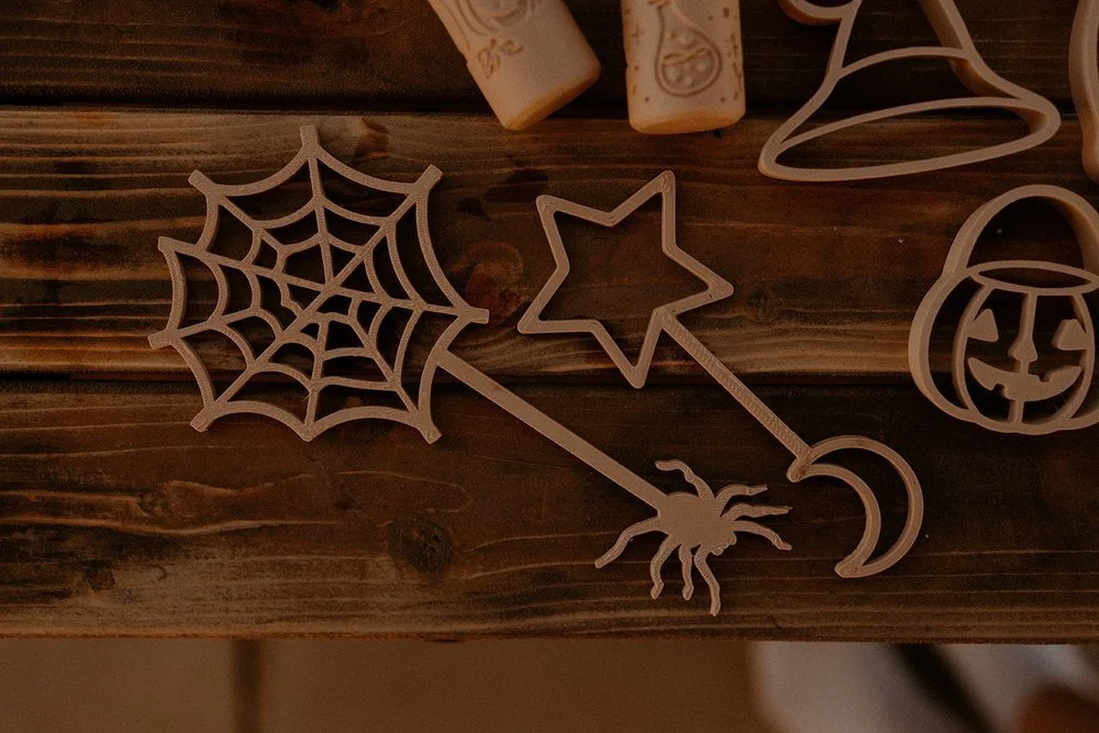 Webb & Star Bubble Wand Halloween play