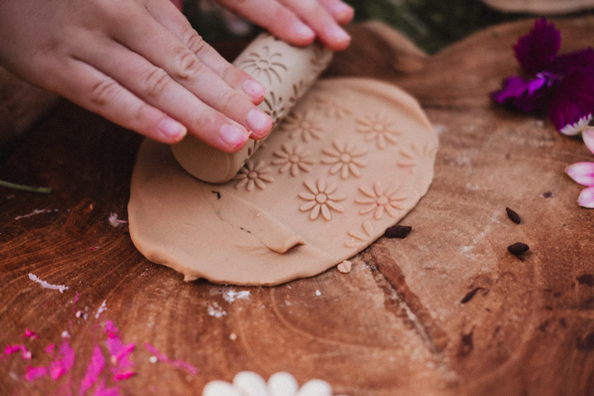 Daisy Playdough Roller