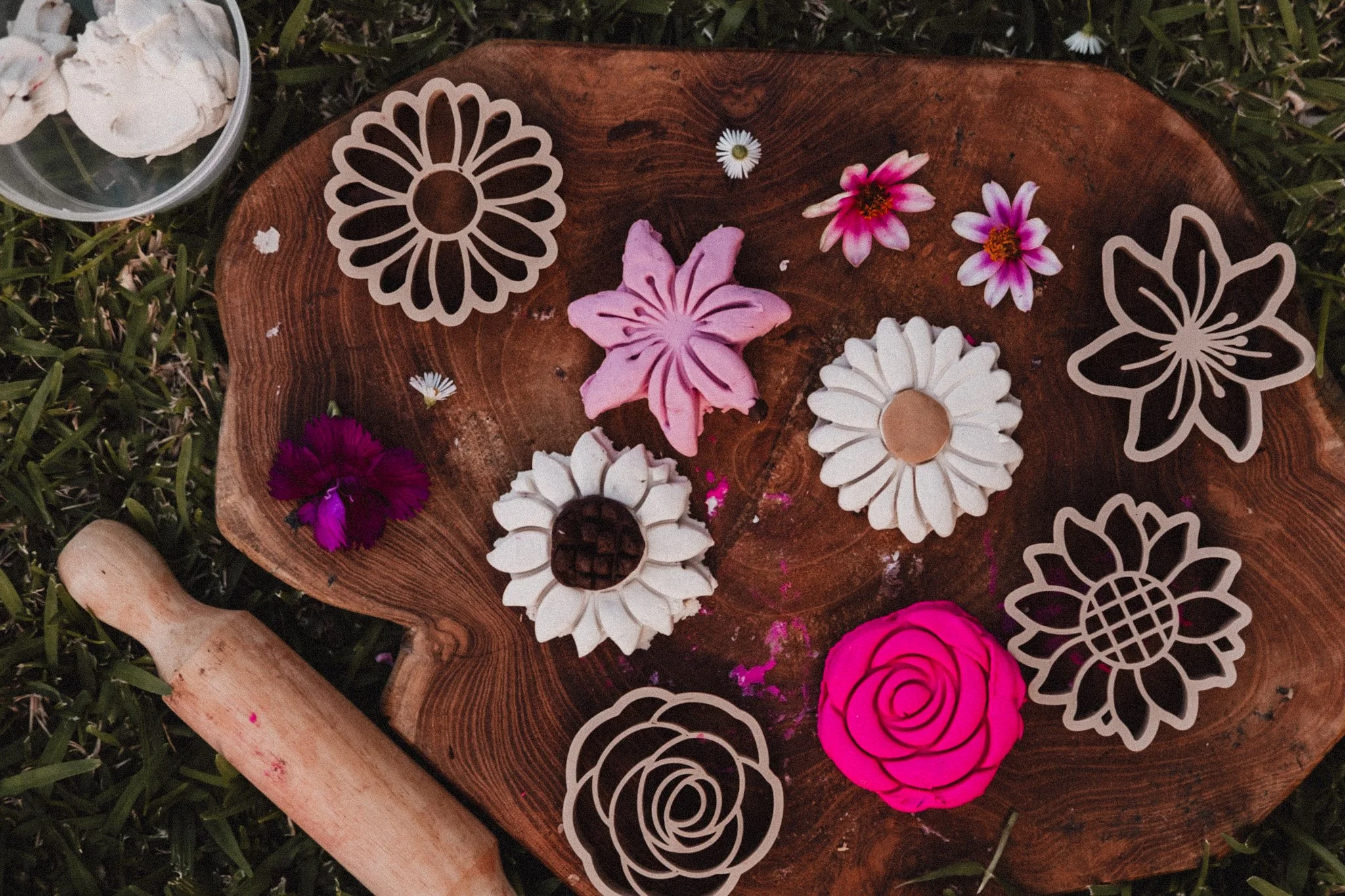 Flower playdough cutter