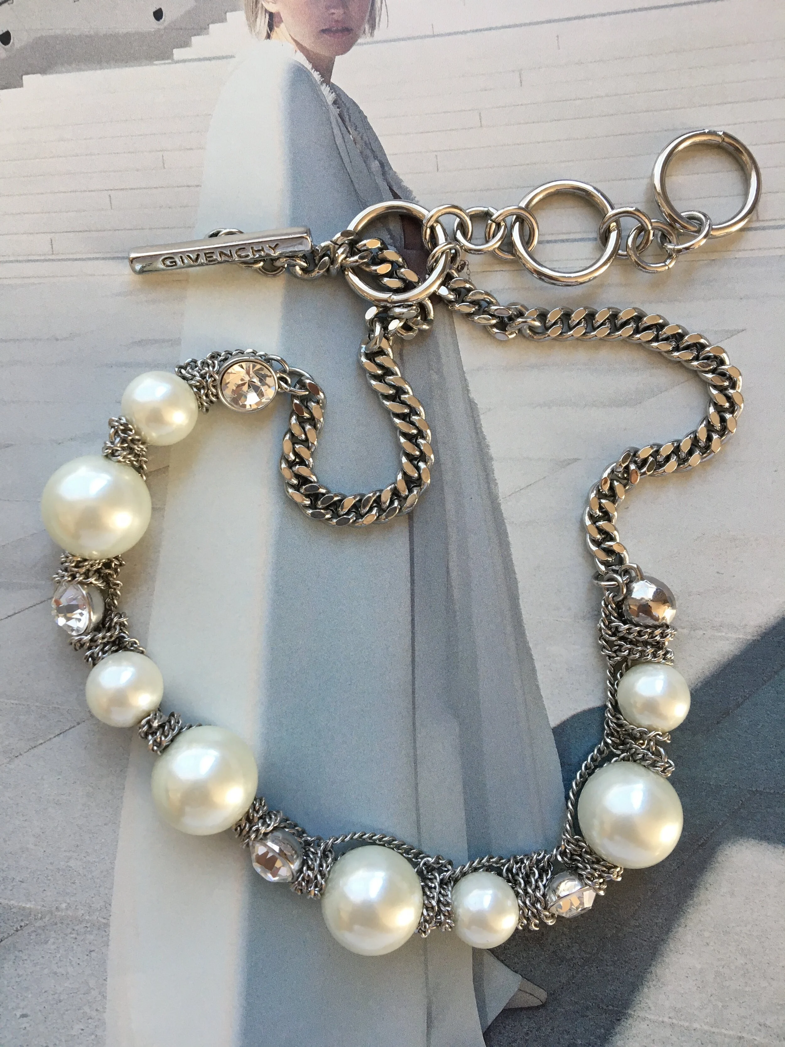 Givenchy Pearl x Silver Chain Toggle Necklace