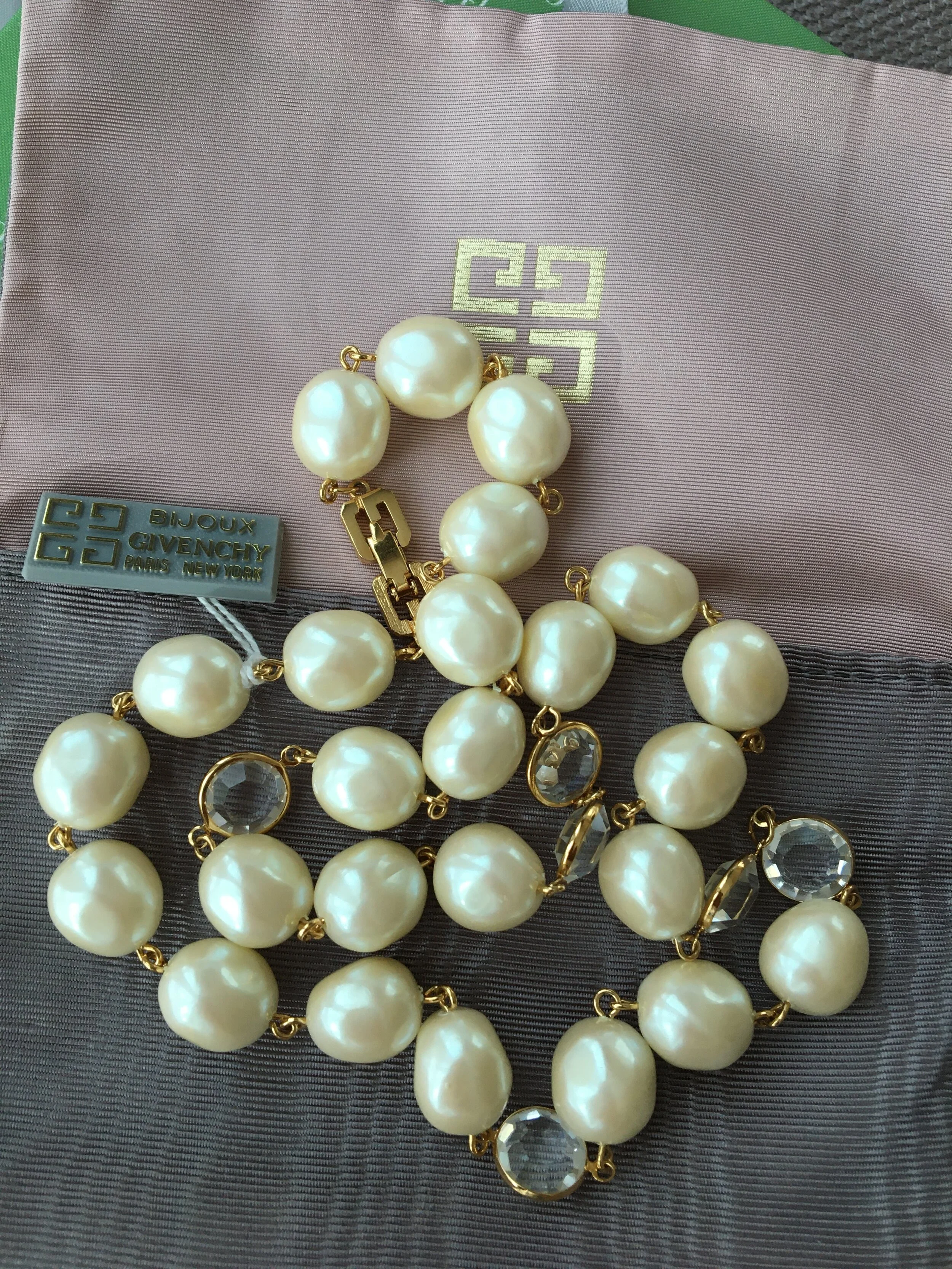 Givenchy Sautoir Pearl Necklace 