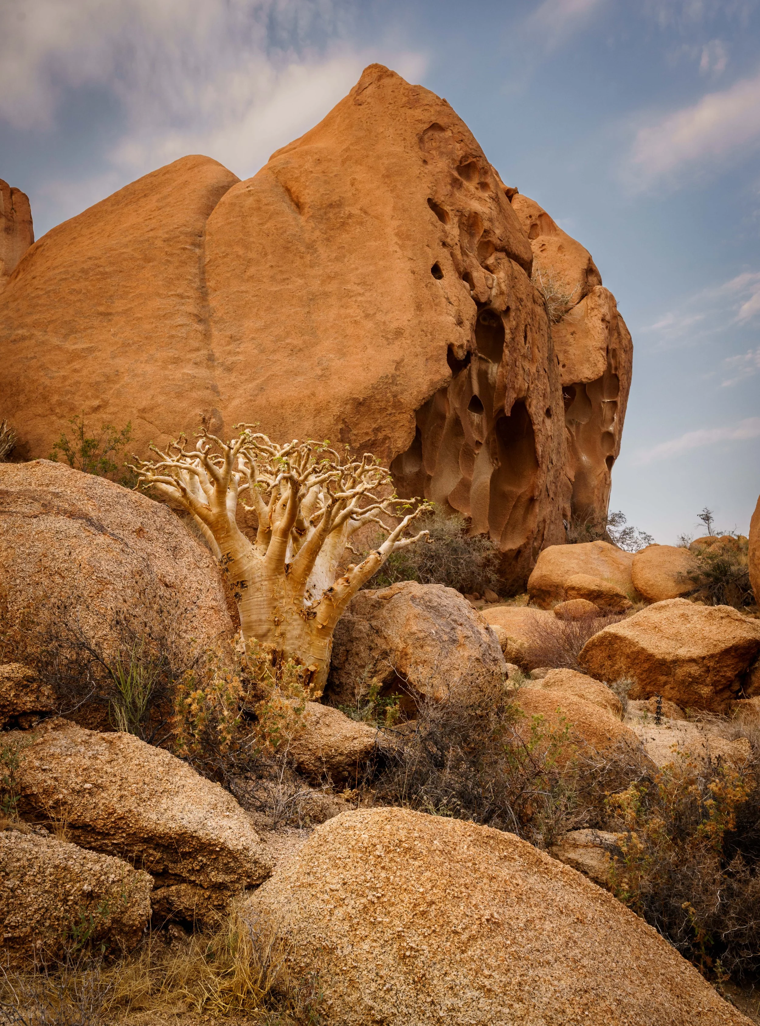 Spitzkoppe and stone arch afternoon 168-Edit.jpg
