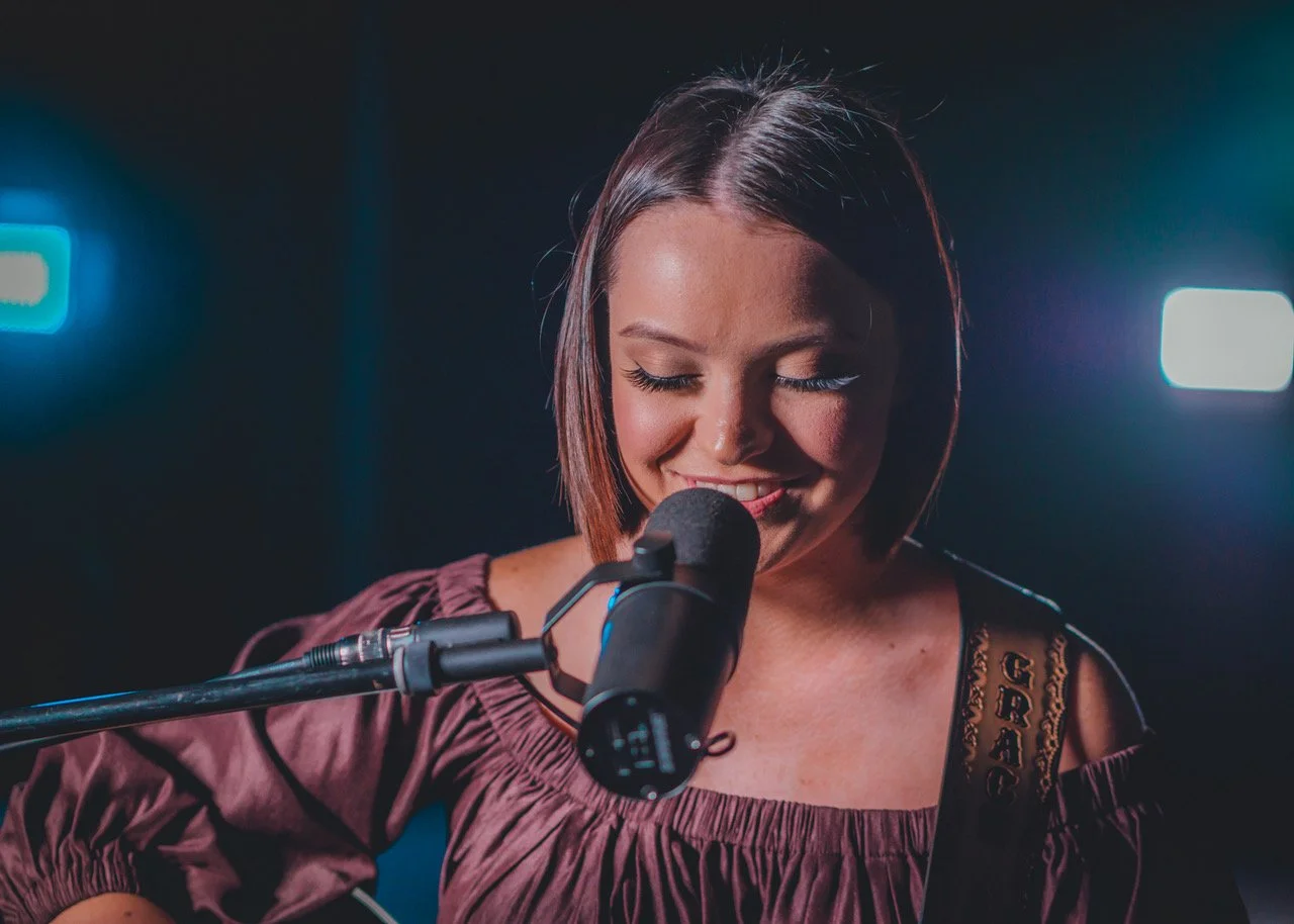 Grace Amos On Covering a Foo Fighters Classic and Her Latest Single DECIDE