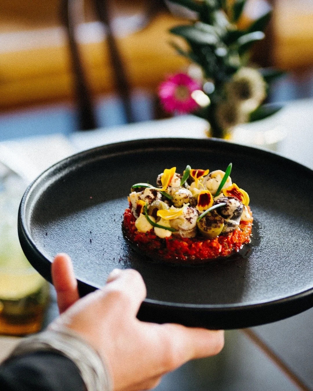 Invitation to Dine
Evenings at Lola are not rushed.
They unfold, course by course, glass by glass.
An invitation to step out, and into something a little more balanced.

Seasonal menu items now available.