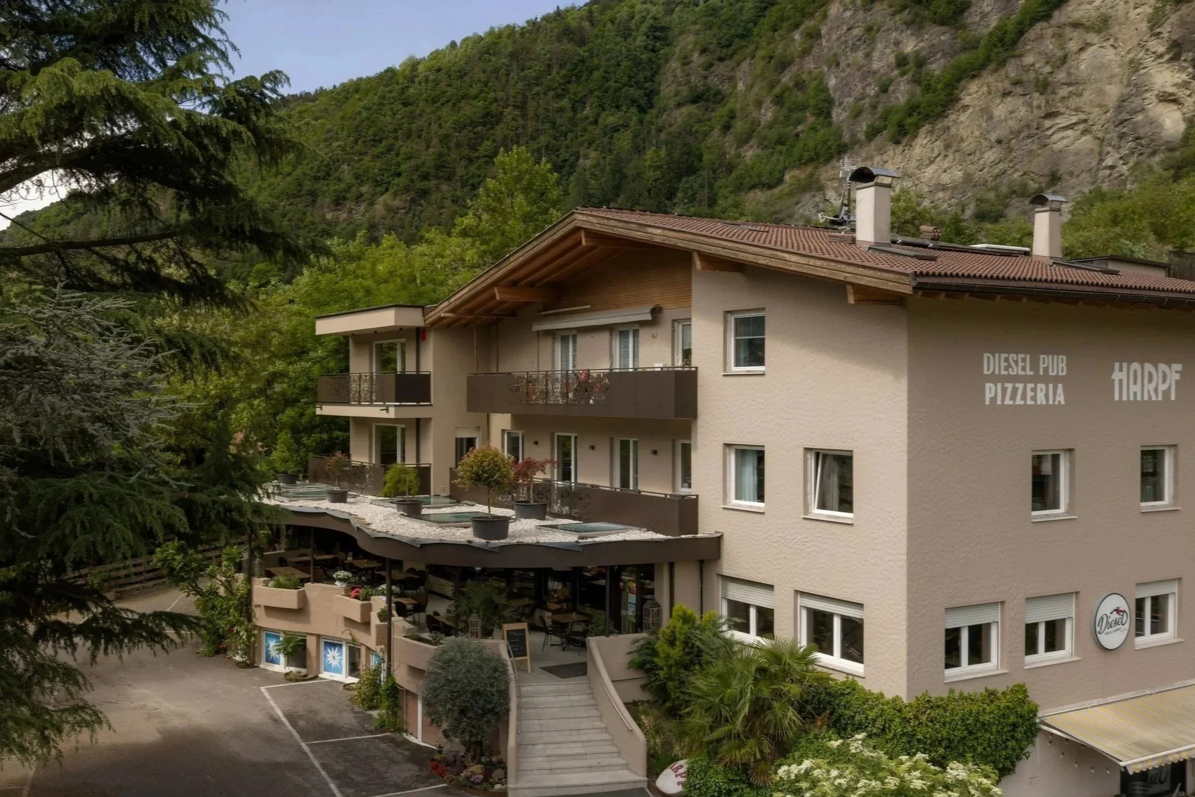 Haus%252BAu%2525C3%25259Fenansicht.jpg