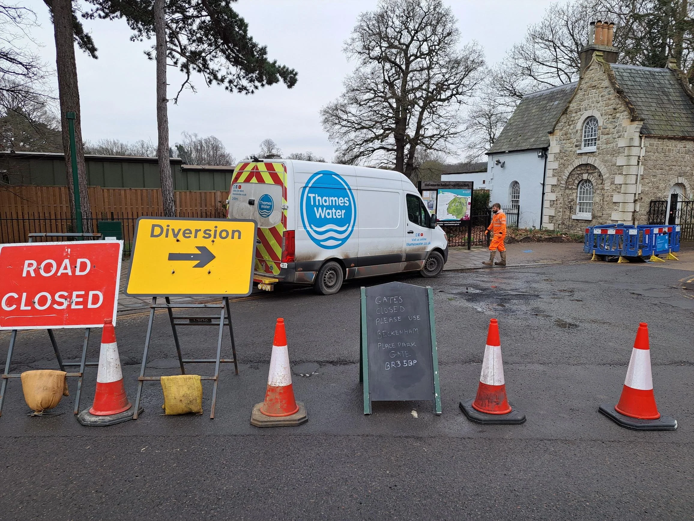 Diversion notice to drivers 