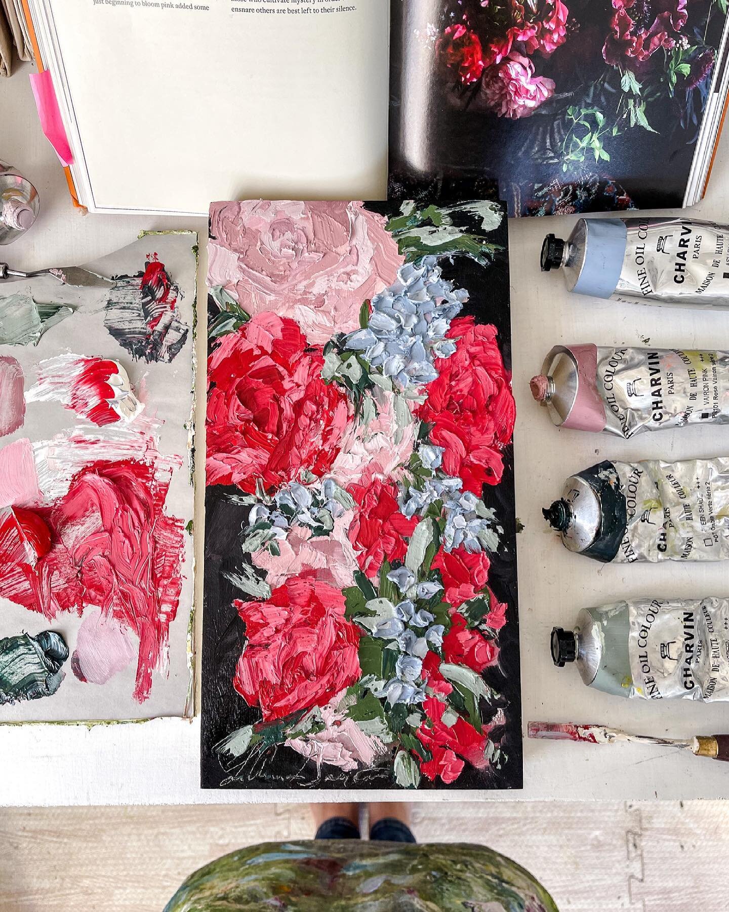 Art inspires art. ✨ I&rsquo;ve been so inspired by @cultivatedbychristin &amp; her book that after finishing up some commissions I took some time to just flip through her beautiful florals, and let inspiration run wild. 
_
Who/what/where is inspiring