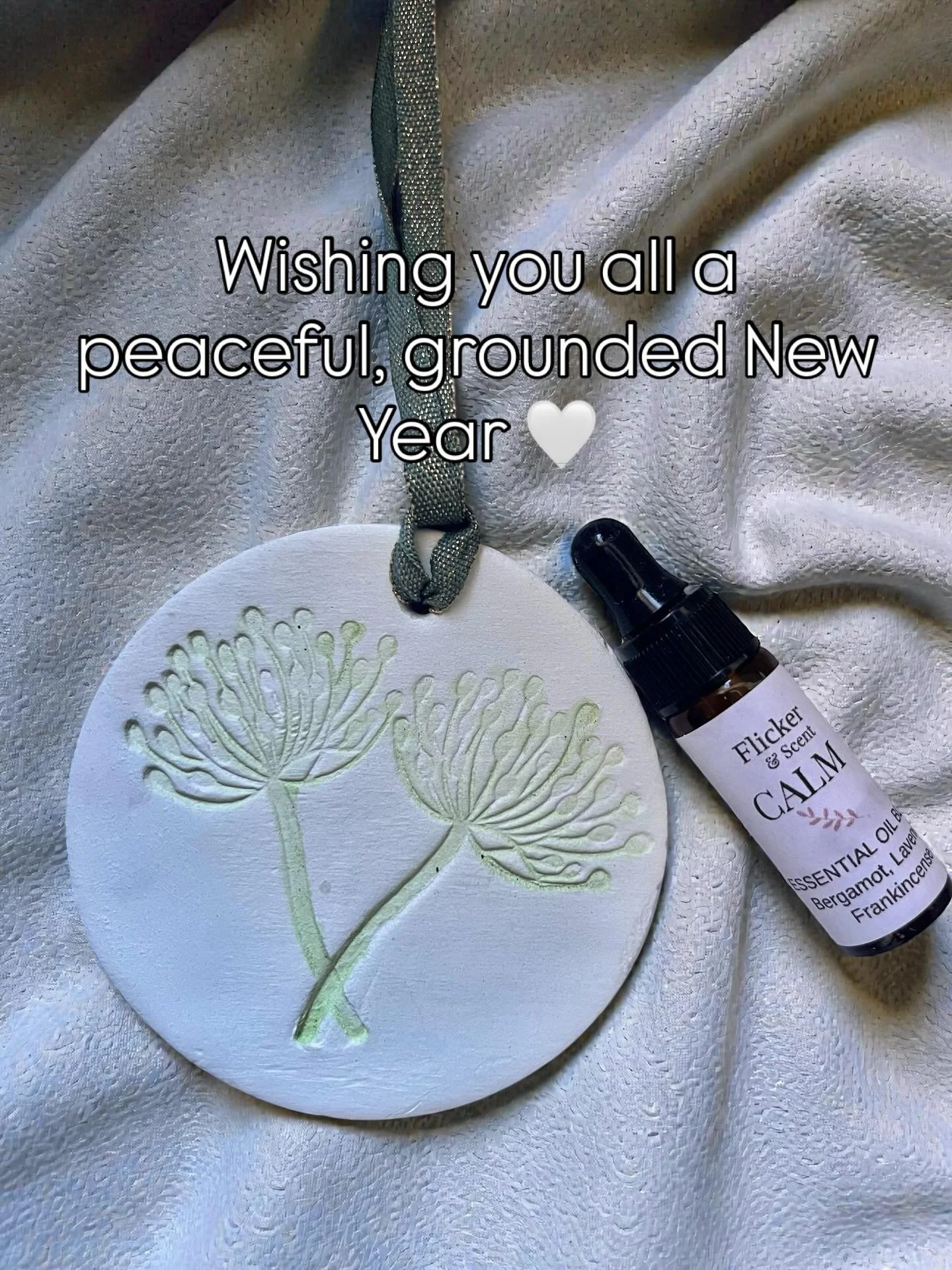 Welcoming the new year softly.
New for 2026 this hand crafted botanical clay diffuser, inspired by delicate seed heads and paired with our Calm essential oil blend.

A gentle reminder to slow down, breathe deeply and create moments of quiet ritual as
