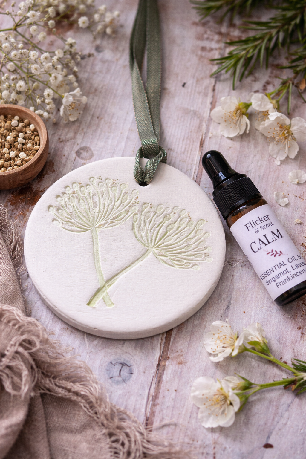 Clay Essential Oil Diffuser with hand painted seed head design