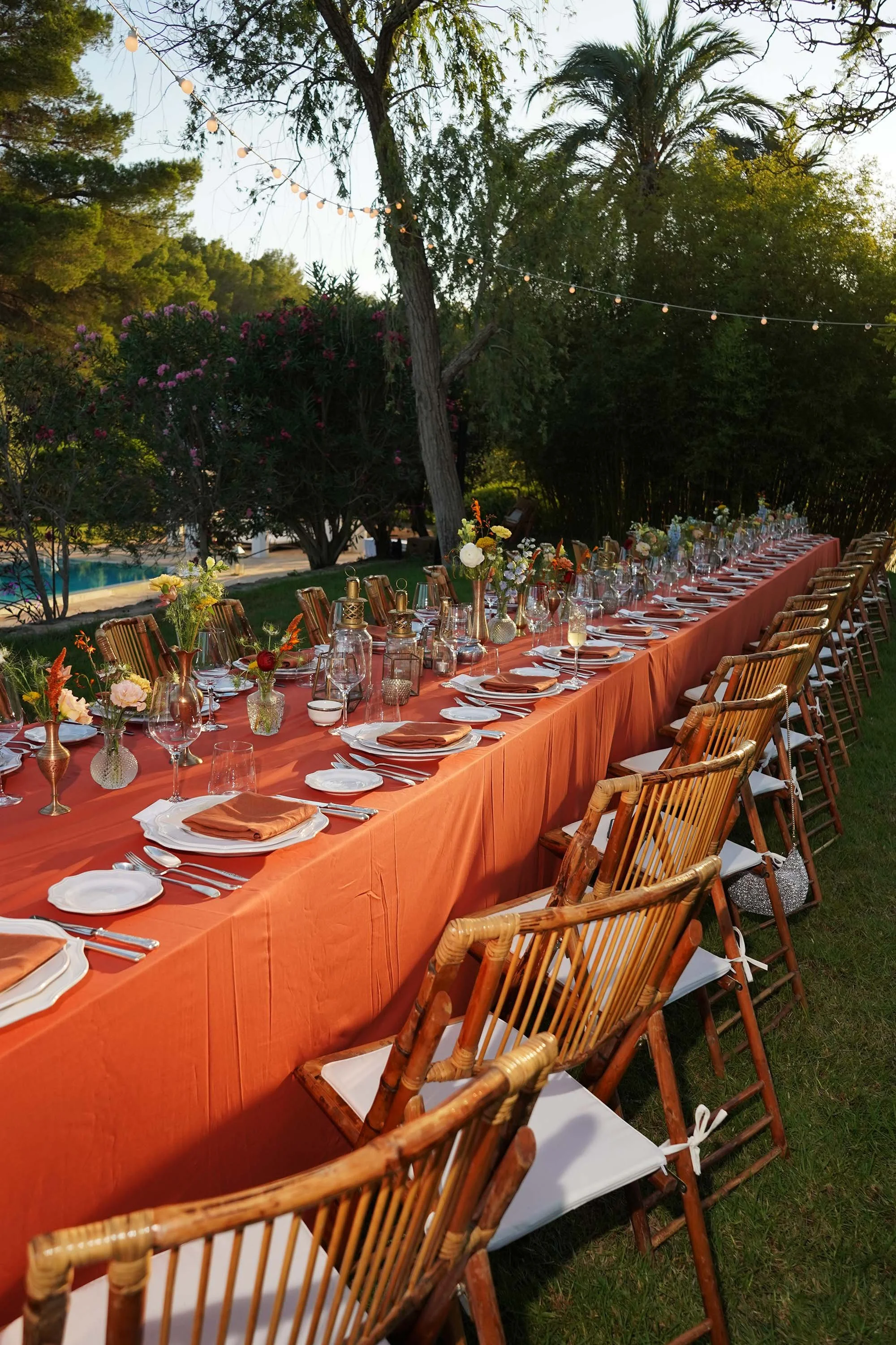 VILLA-TABLE02.jpg
