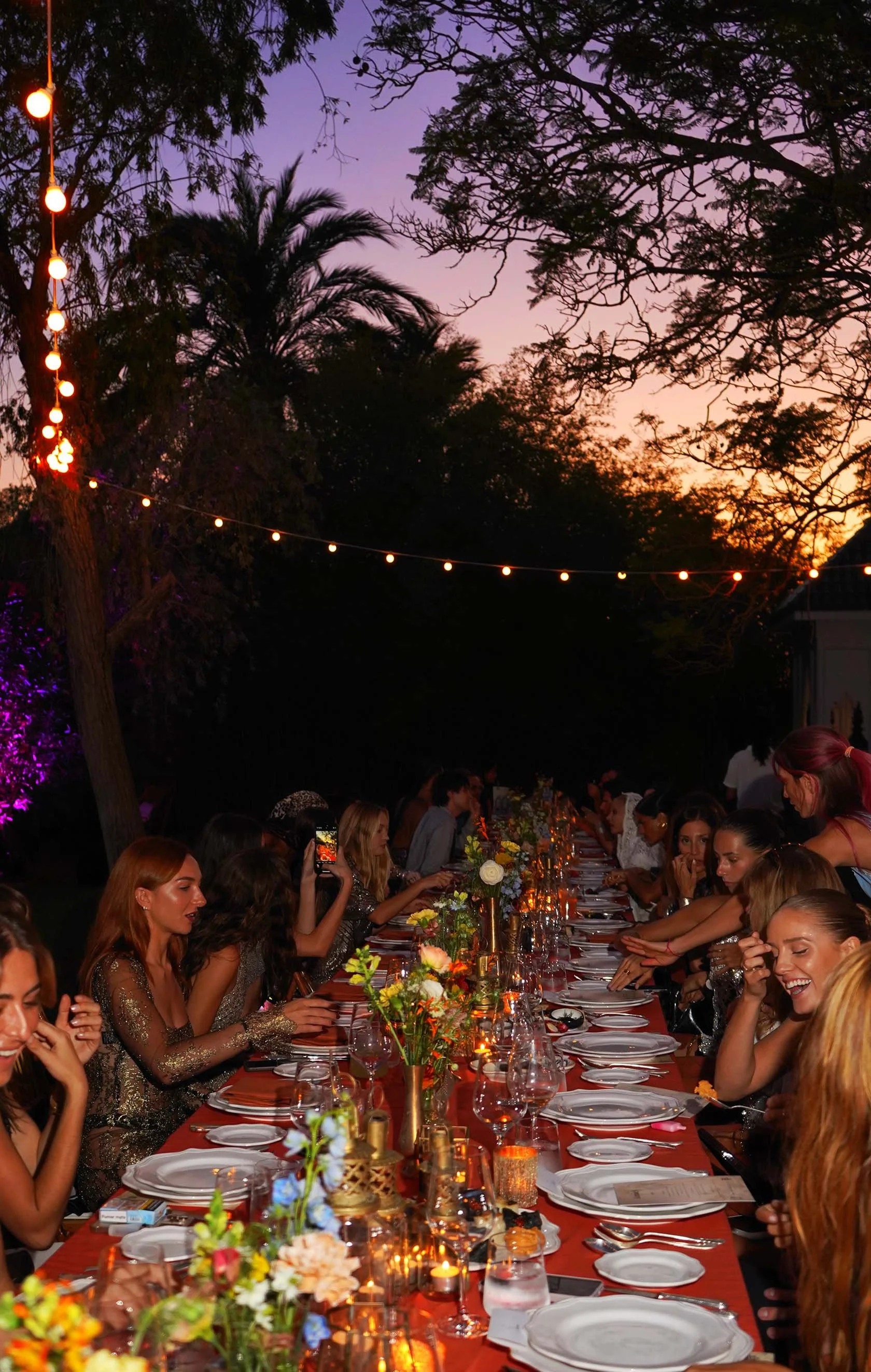 VILLA-TABLE.jpg
