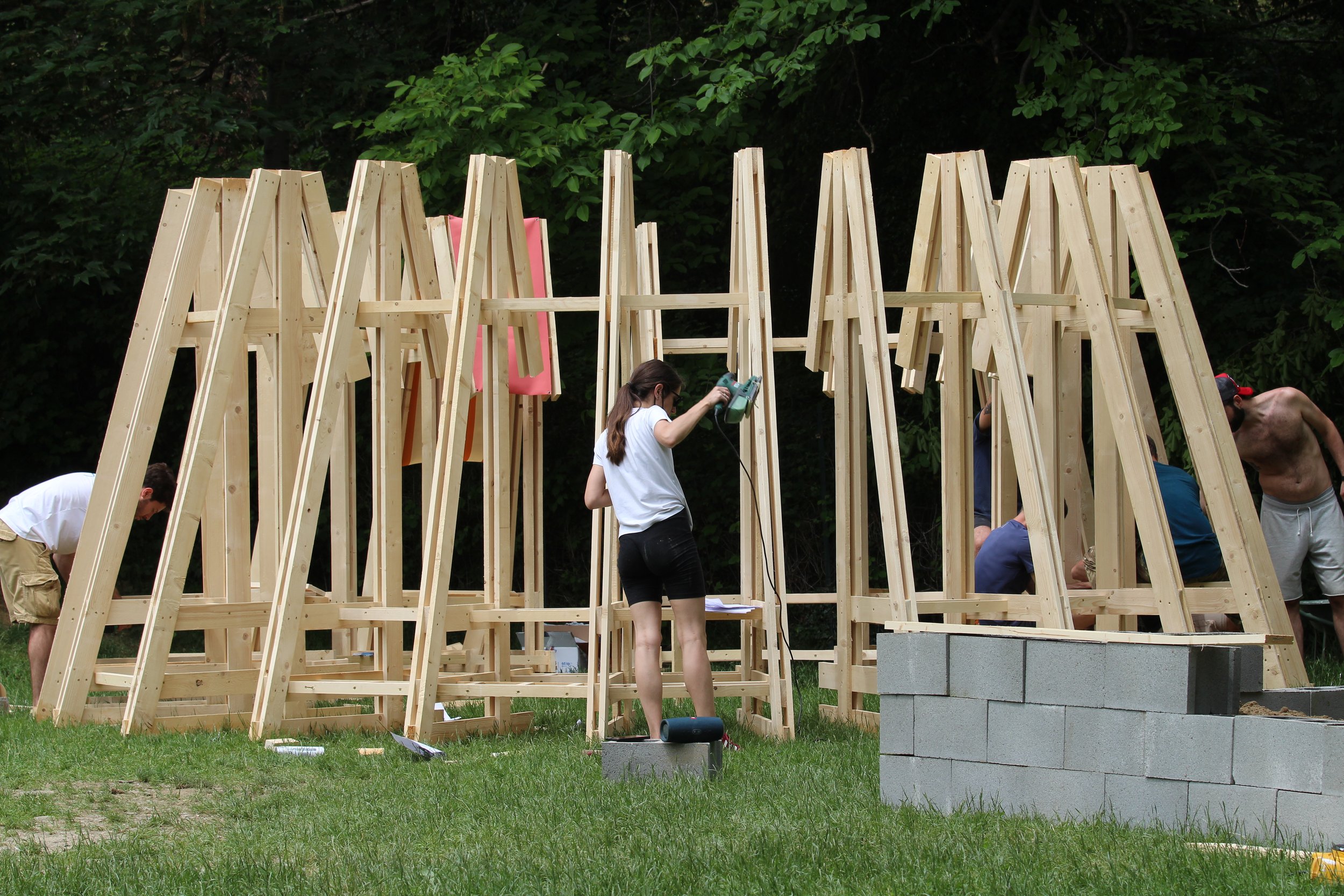 Construction | FUORI-CLASSE!