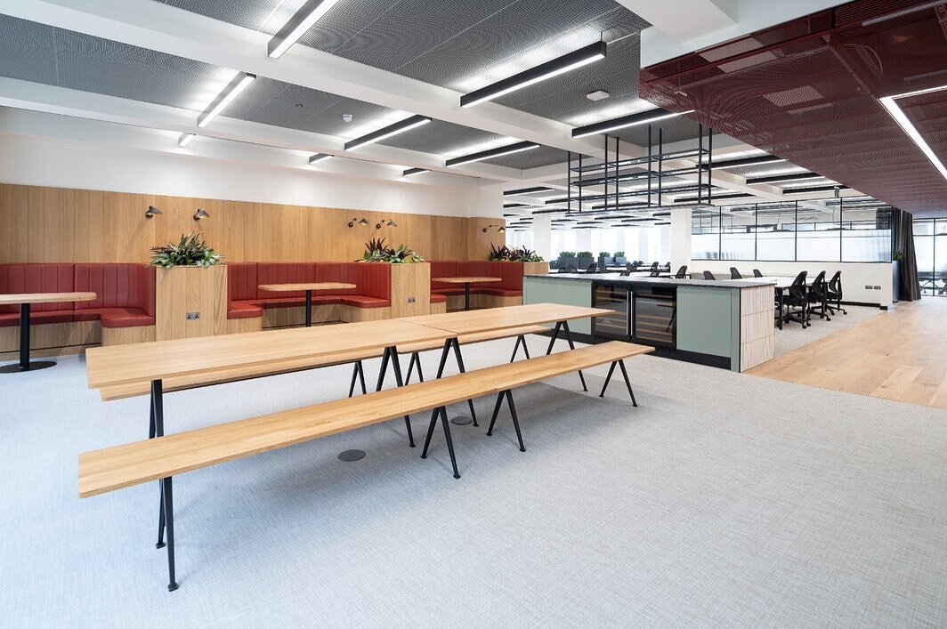 Those red stairs, the contemporary-cool kitchen area, that terrace! Office design and fit out are becoming more and more important and 27 Mortimer Street, designed by @barrgazetas is up there with the best of them! Love seeing the end result of our c