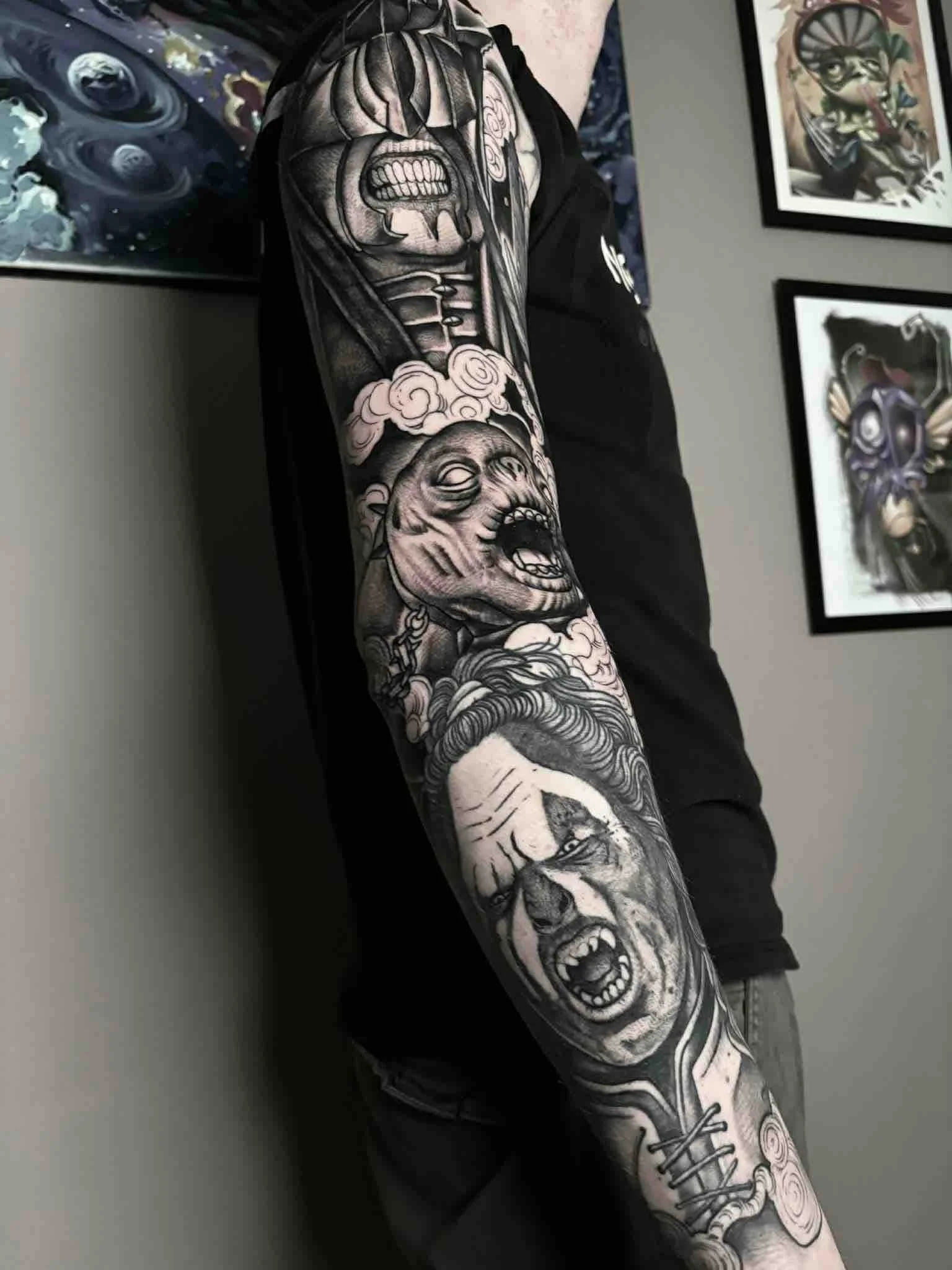 neo-trad-lord-of-the-rings-mordor-full-sleeve-black-ink.jpeg
