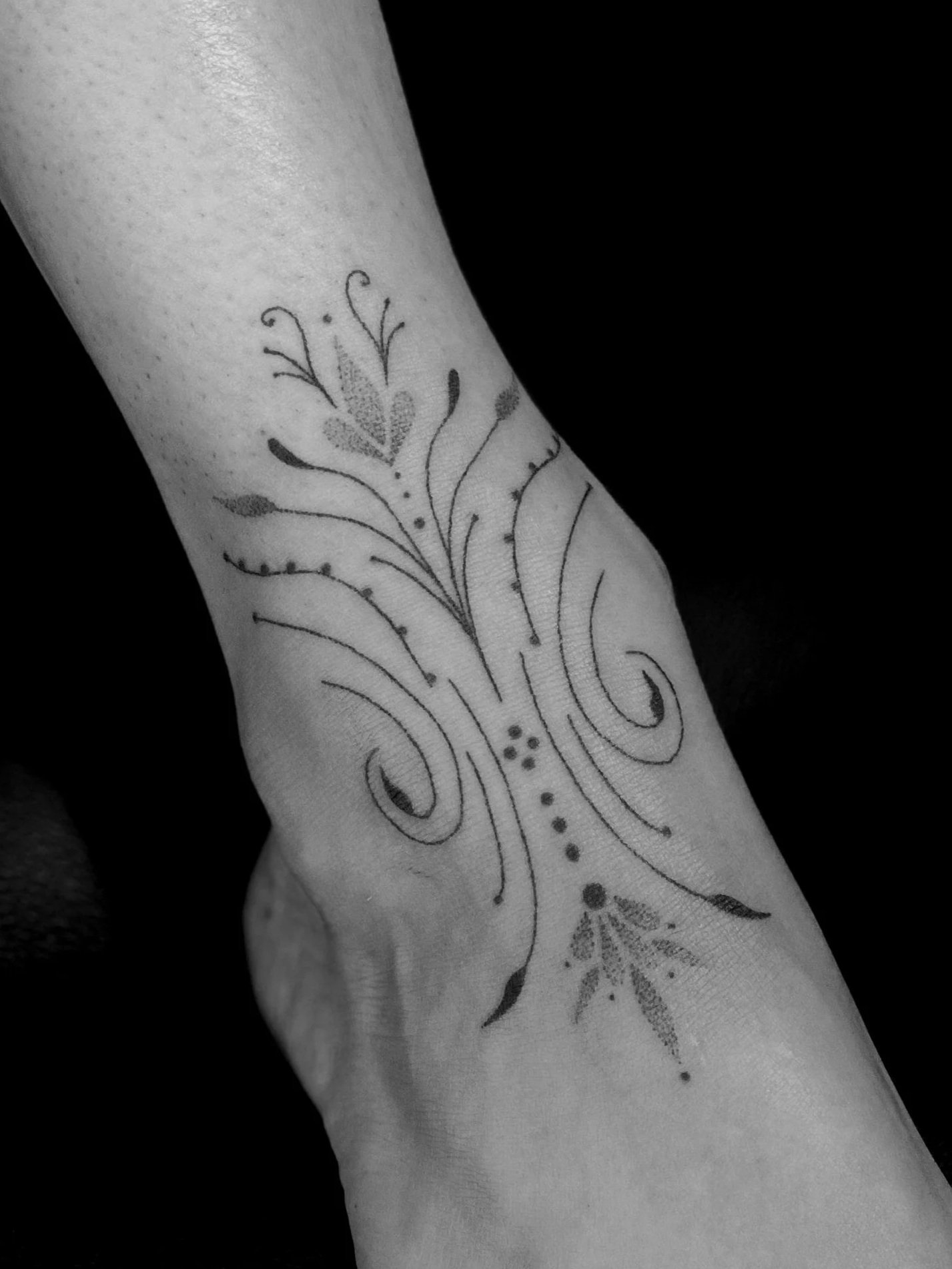 Ornamental Foot Hand Tapping Tattoo