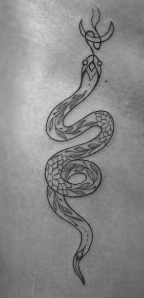 linework tattoo Amsterdam