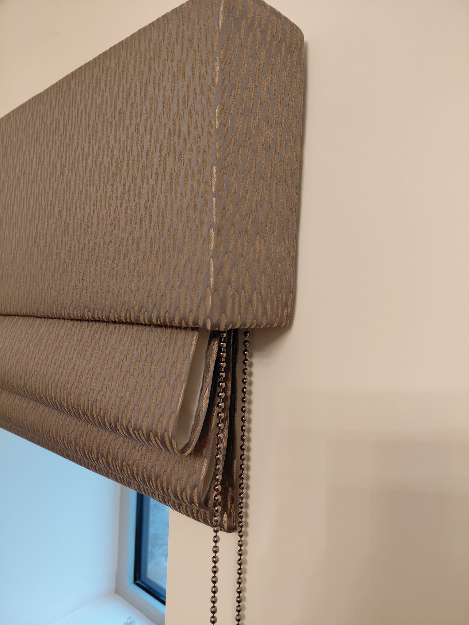 Roman blind and pelmet.jpg
