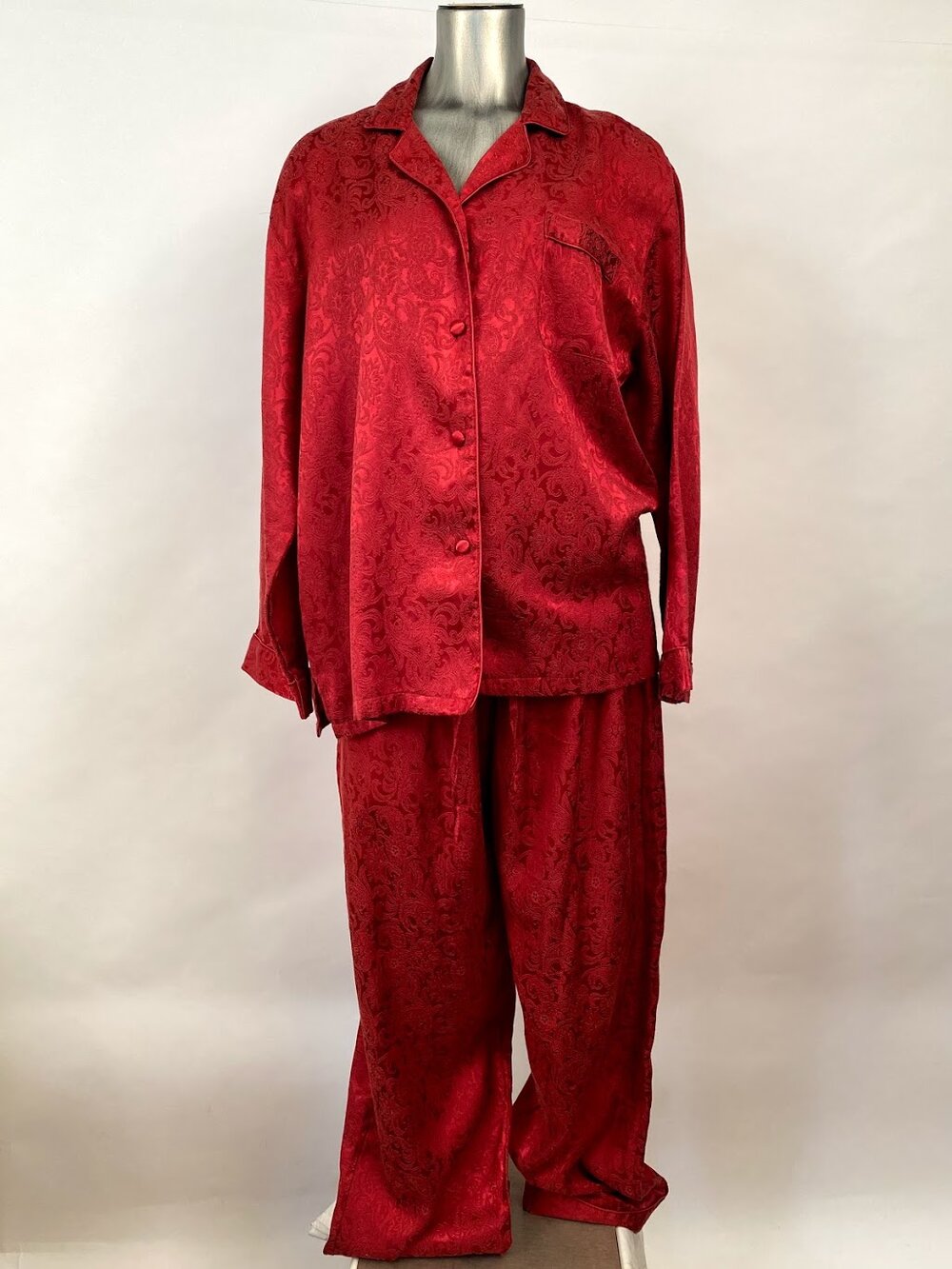 Vintage Lounging Pajamas — The Costume Company