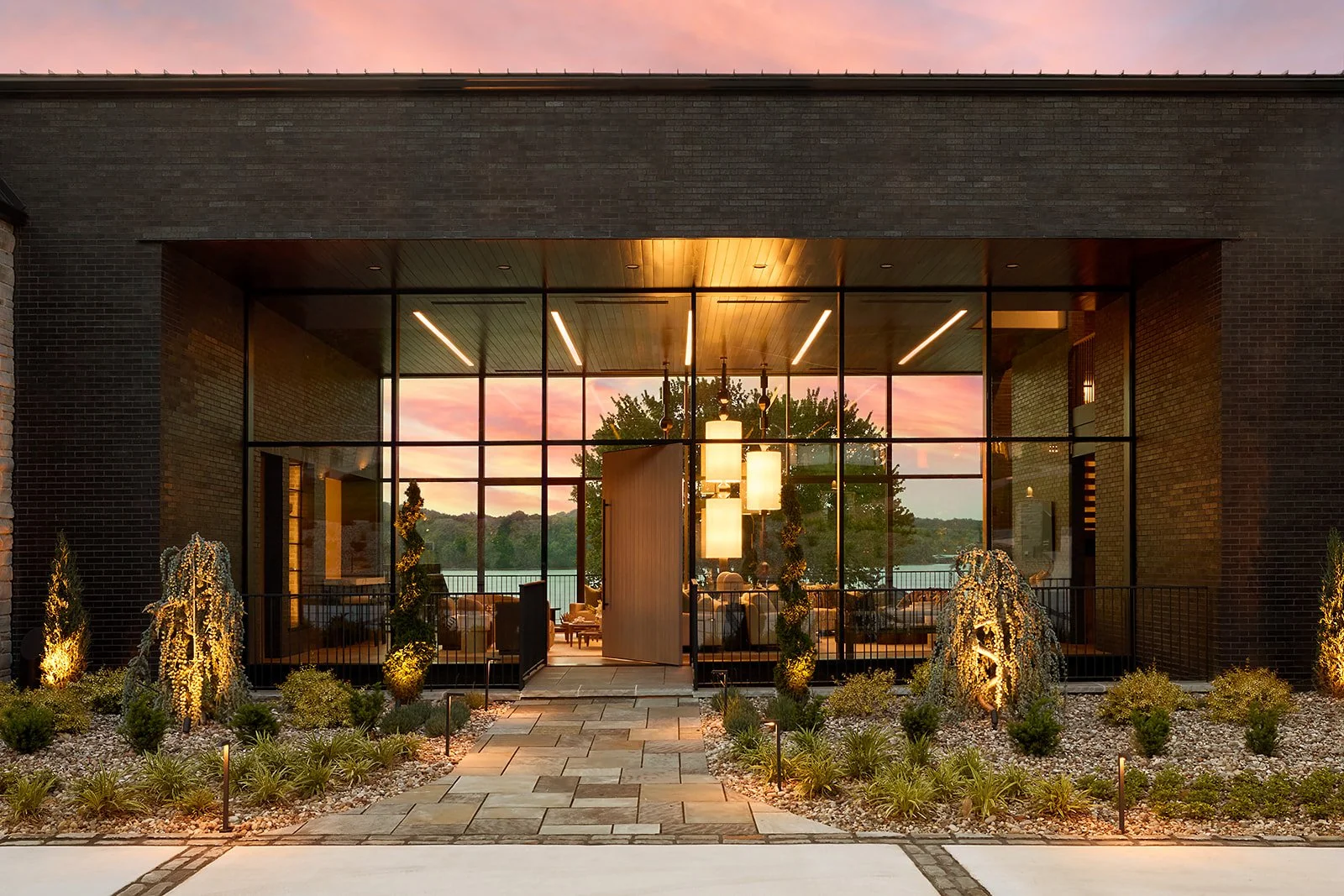 Lakeside Residence
