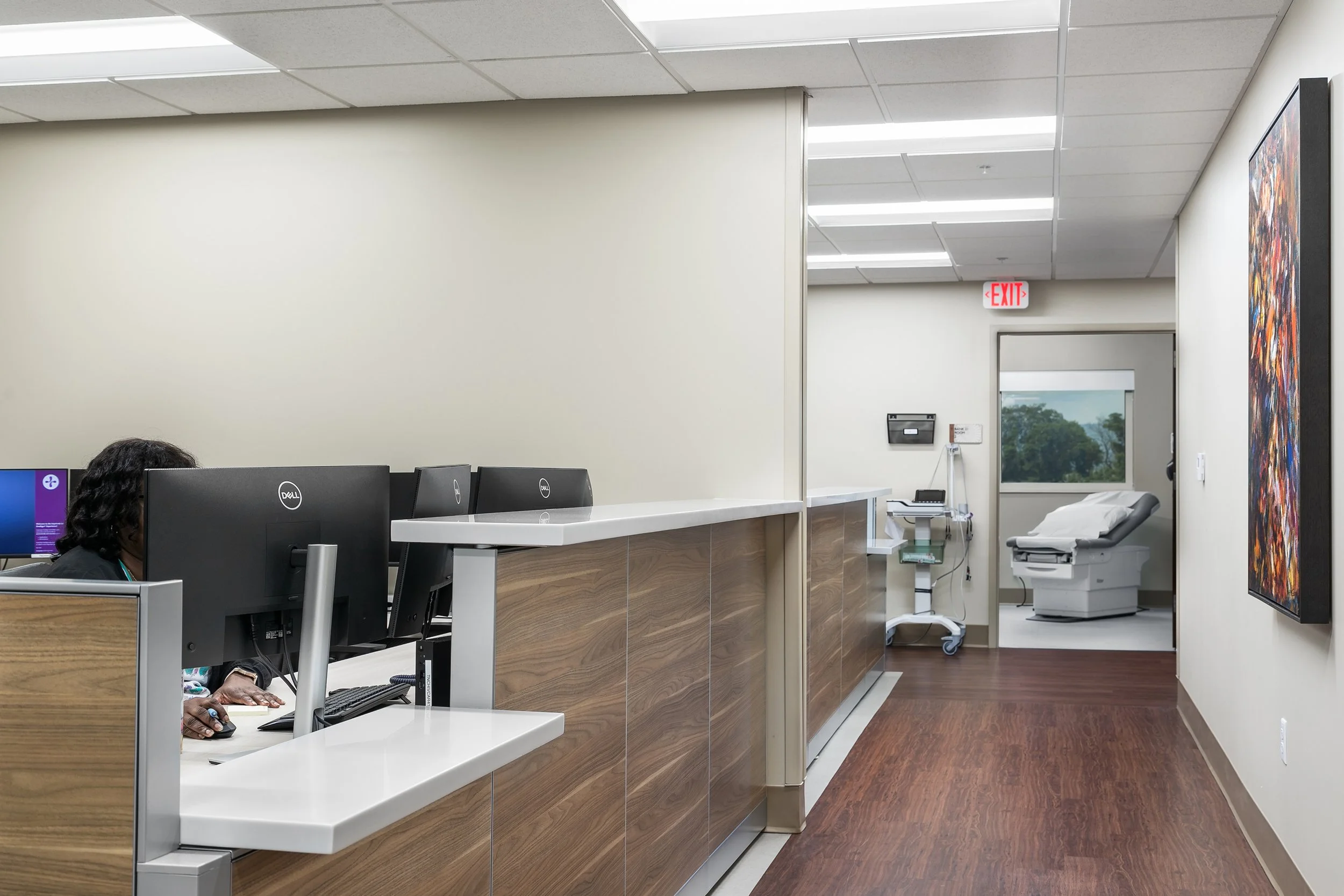 Chattanooga Heart Institute_Nurses Station_TinkerMa_by 161 Photography.jpg
