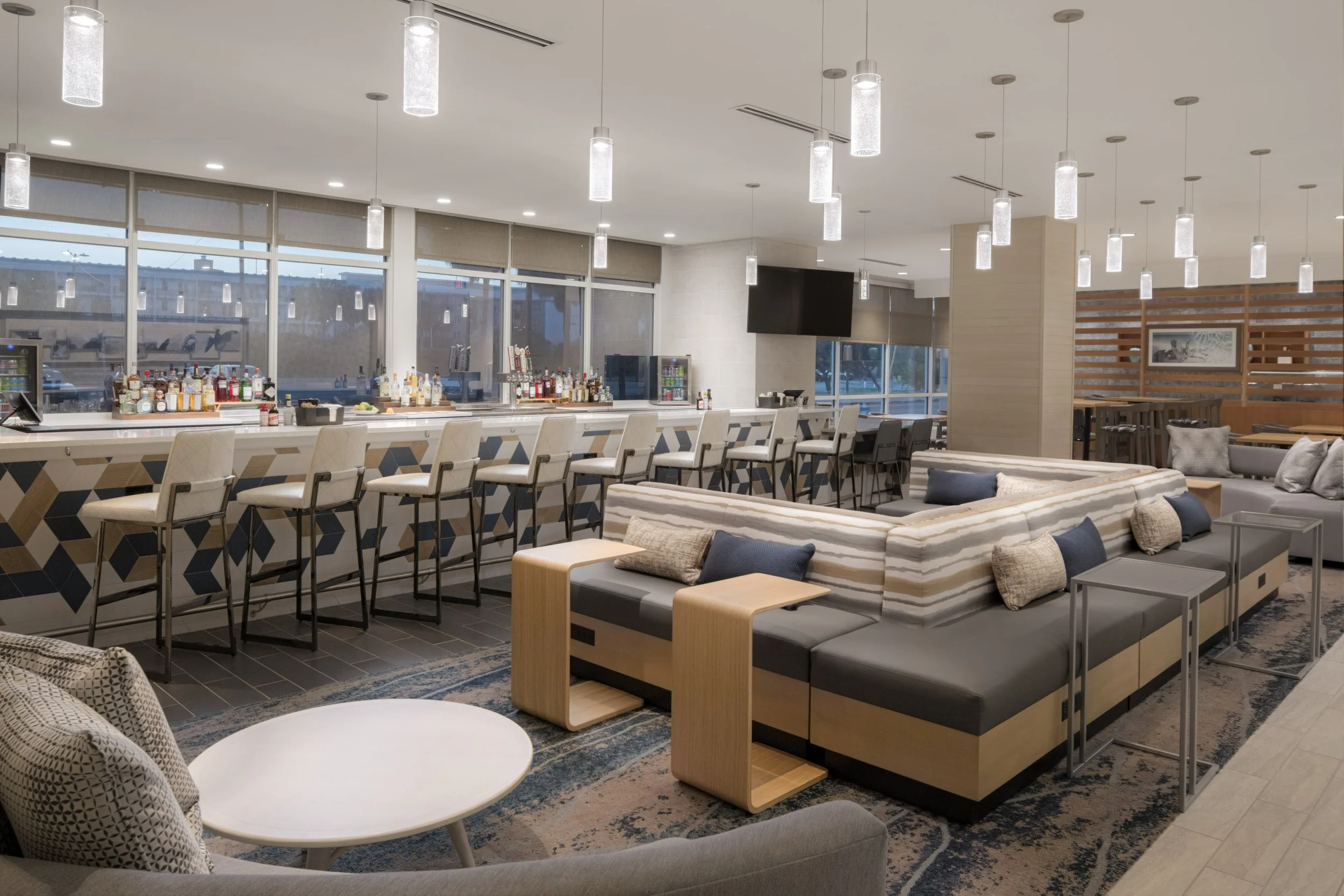 SHS_TPADS_7_lobbybar_seating_web.jpg