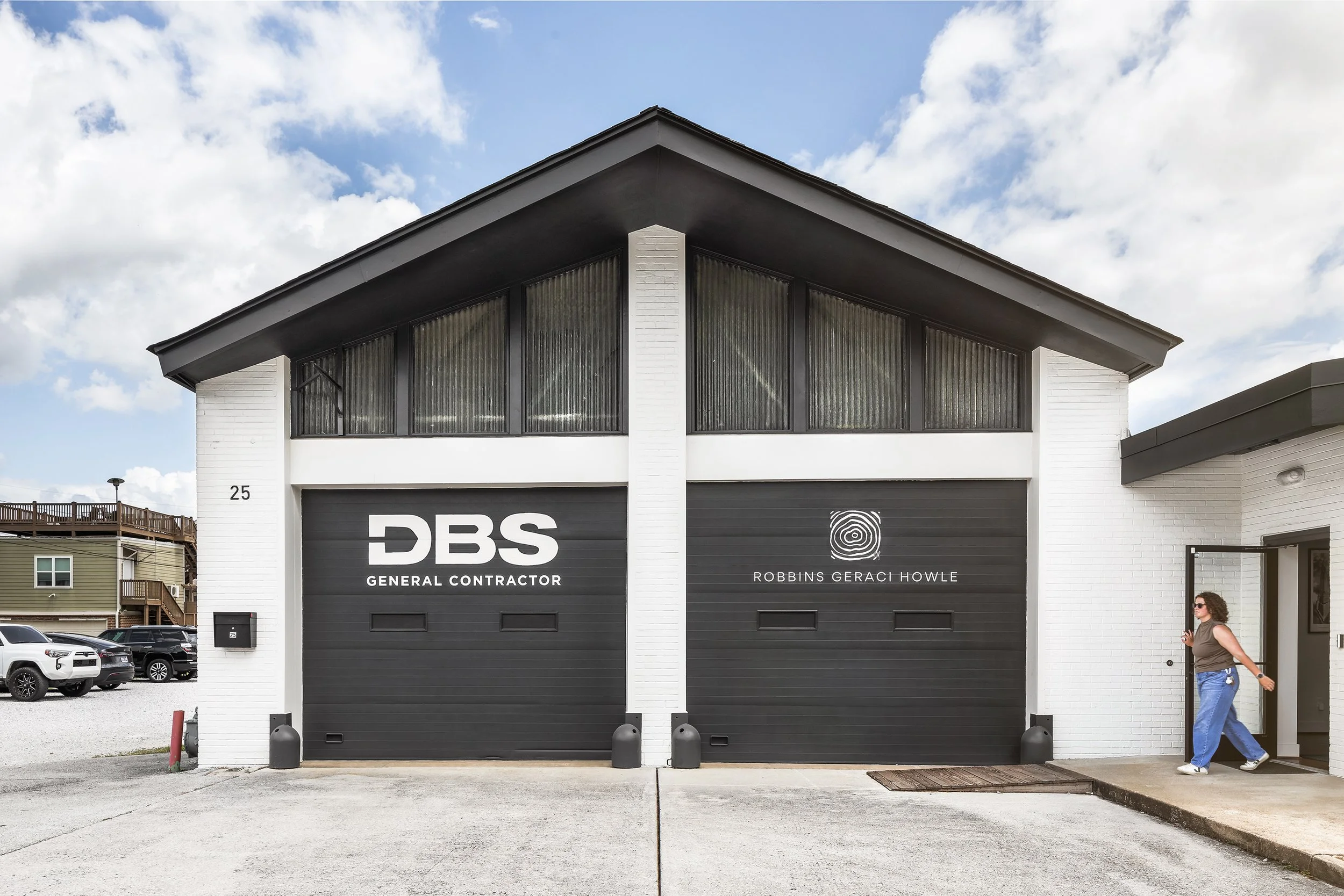 DBS Offices_Exterior 4_TinkerMa_by 161 Photography.jpg