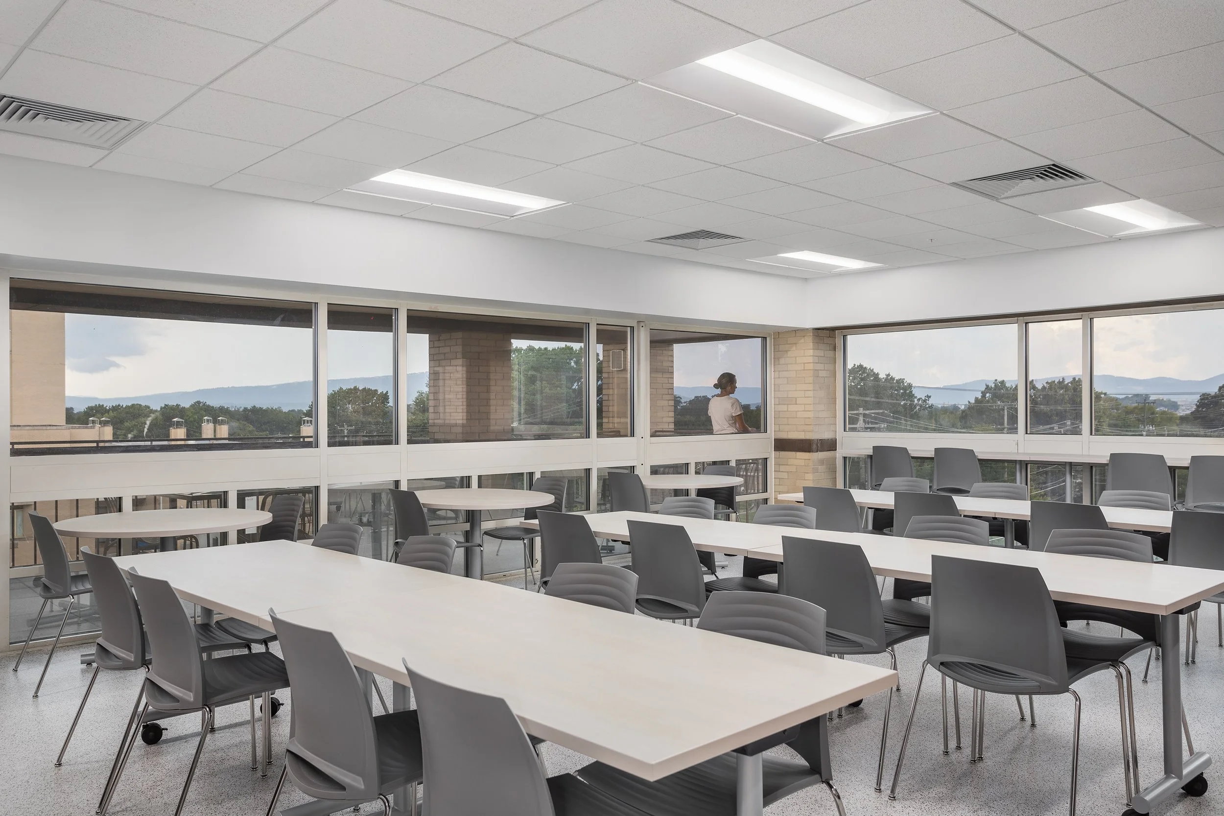 Chattanooga Heart Institute_Break Room 2_TinkerMa_by 161 Photography.jpg