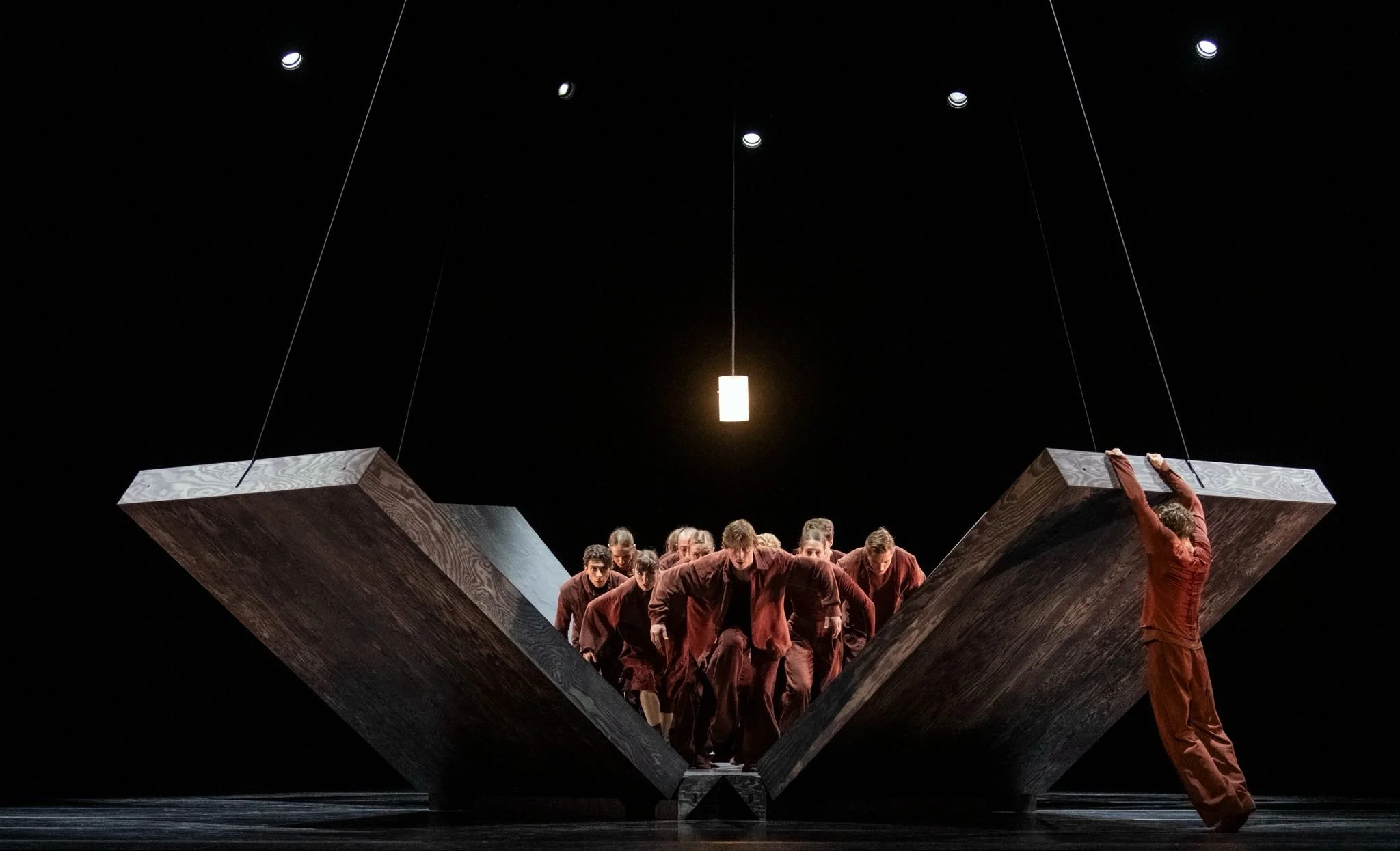 SAMANTHA LYNCH - STUDIO C /// NASJONALBALLETTEN