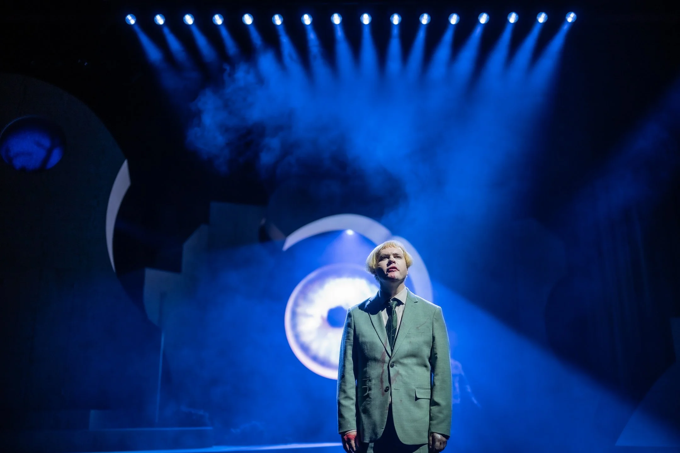 DEN STUNDESLØSE /// NATIONALTHEATRET