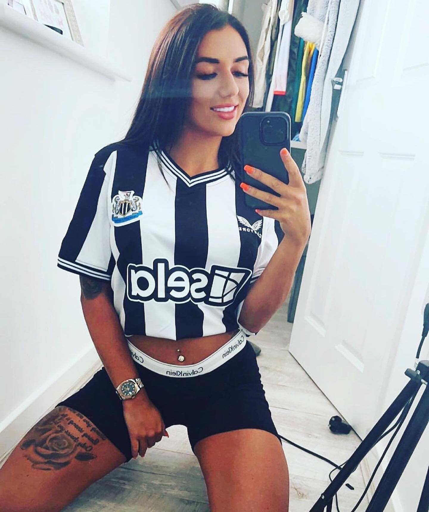 &quot;Every model looks when they proudly wear their local iconic football top. See Lauren Gallacher representing the passion, unity, and unwavering spirit of the Toon Army.&quot;

Follow @laurengallacher_ 

#nufc #newcastle #model #influencer #featu