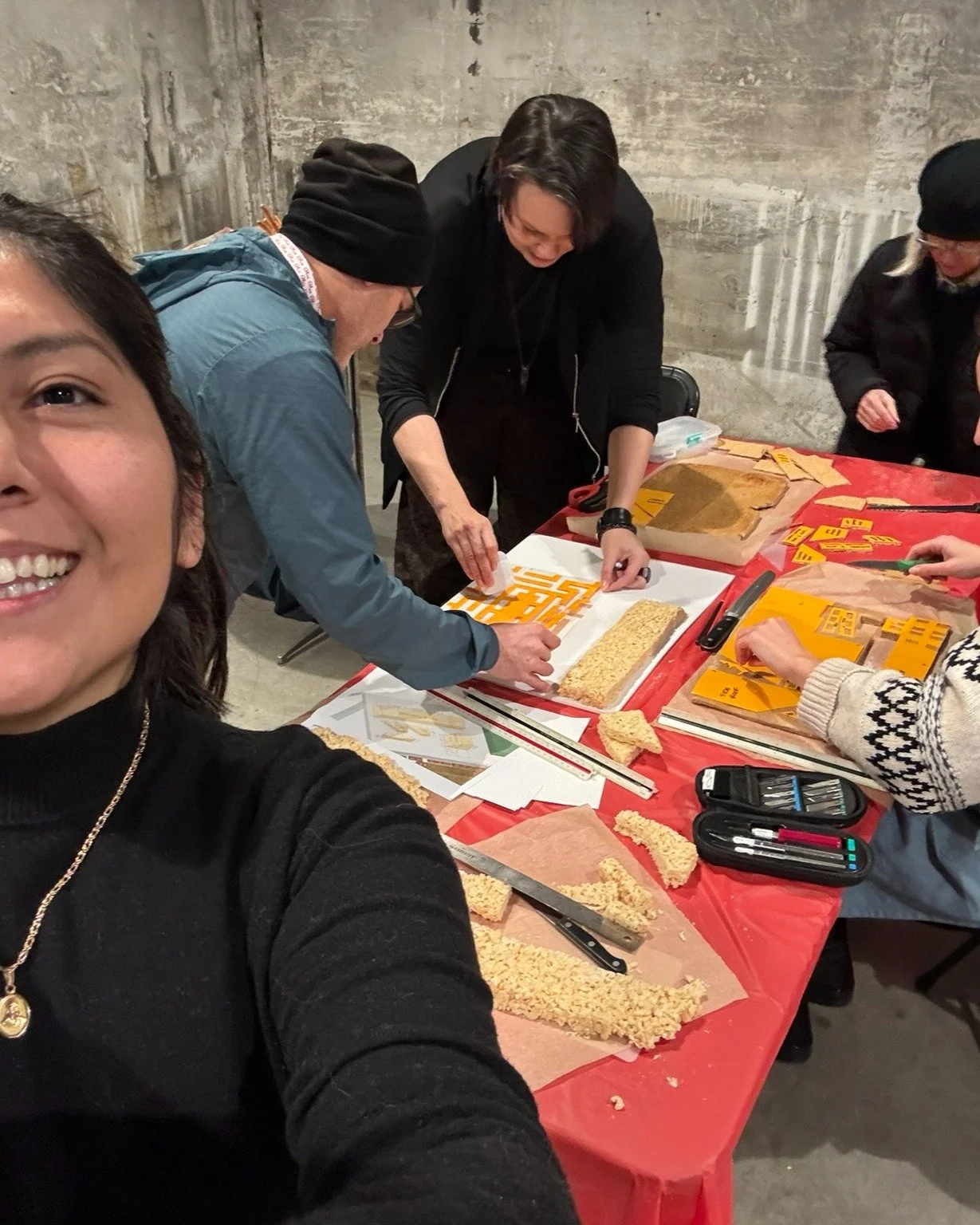 For this snowy day, a few more sugary snaps from behind-the-scenes at the BSLA Gingerscape design/build competition. Teams were ALL IN on their confectionary creations. 

🥄 Swipe to see action as the gingerscapes take shape... 

The frenzy! The focu