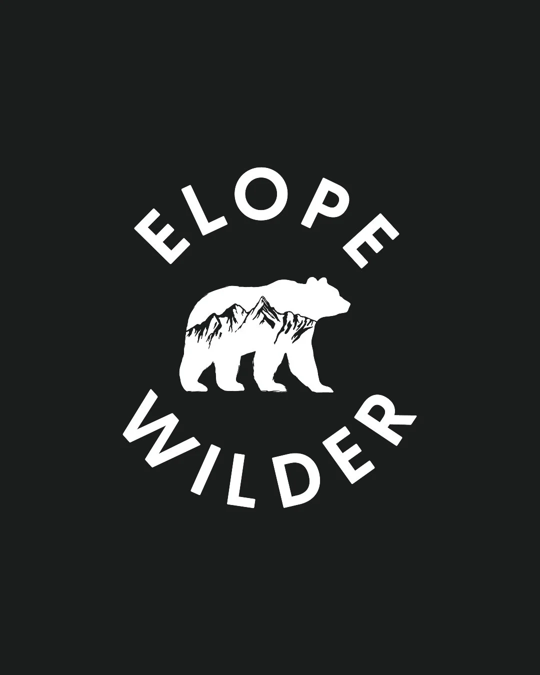 Canadian Photographer Bear Logo.jpg