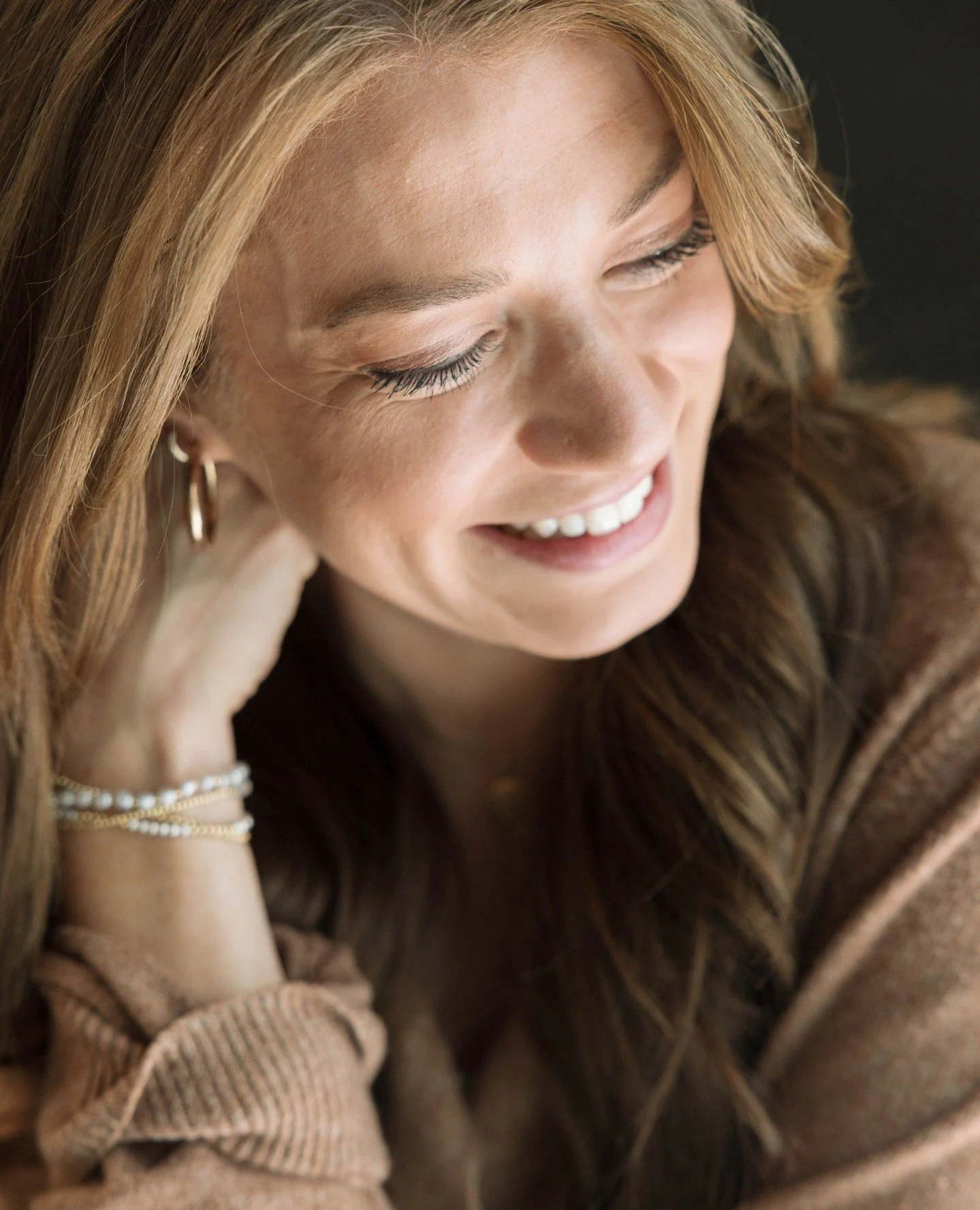 Proof of life post because:⁠
⁠
1) Somehow I've felt behind for nearly a month, and I am *this* close to being on the other side and am itching with excitement about alllll these posts I've been meaning to get to - stay tuned! 
2) New headshots from t