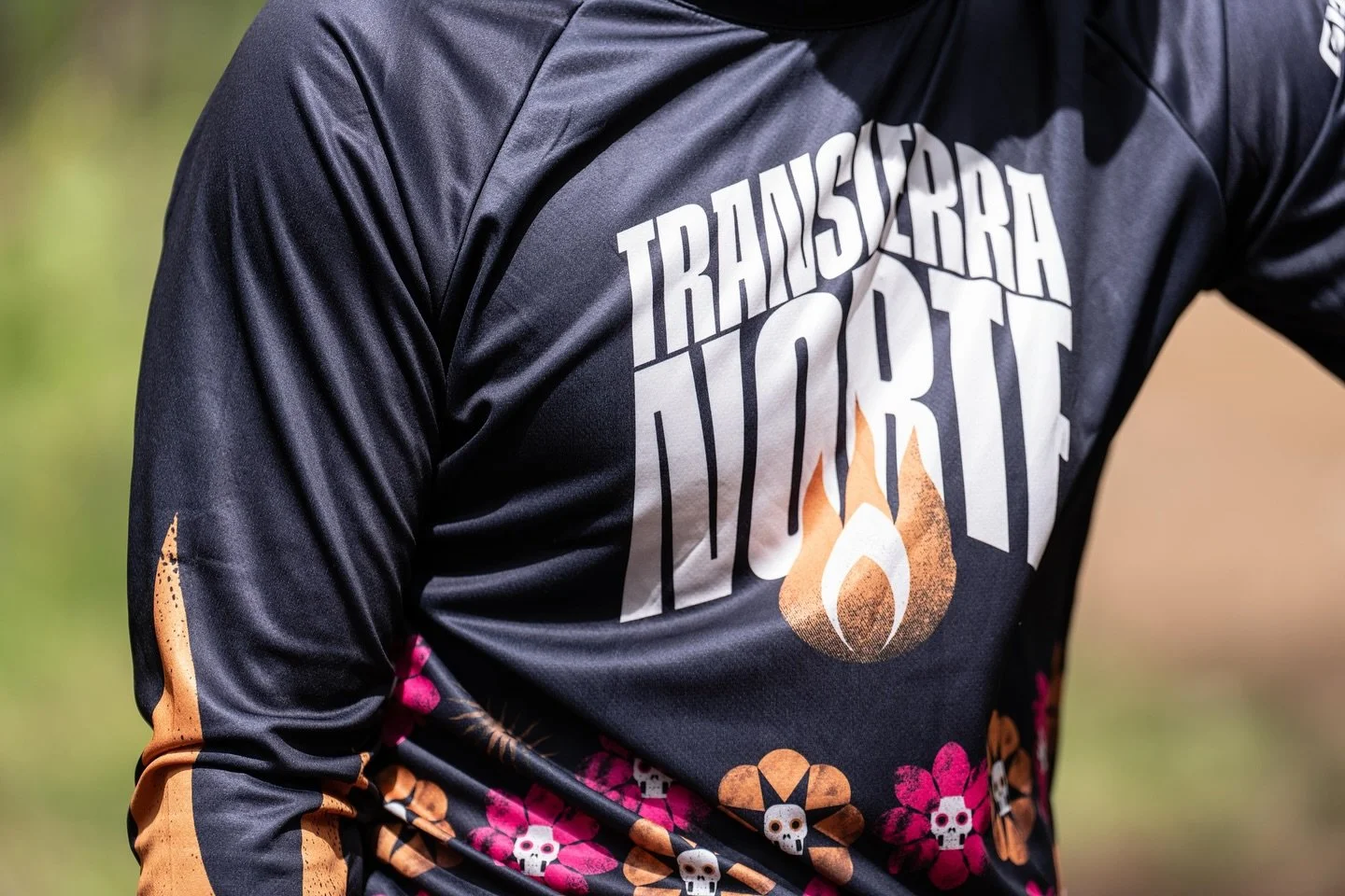 Less than one month to kick off the best Multi Day Enduro Race in the World!

TranSierra Norte 2025 October 21st.

Keep your eyes peeled! Racing drama, stoked people and many surprises are expected!

Pic @onelschivy 

#transierranorte #tsn #racetrans