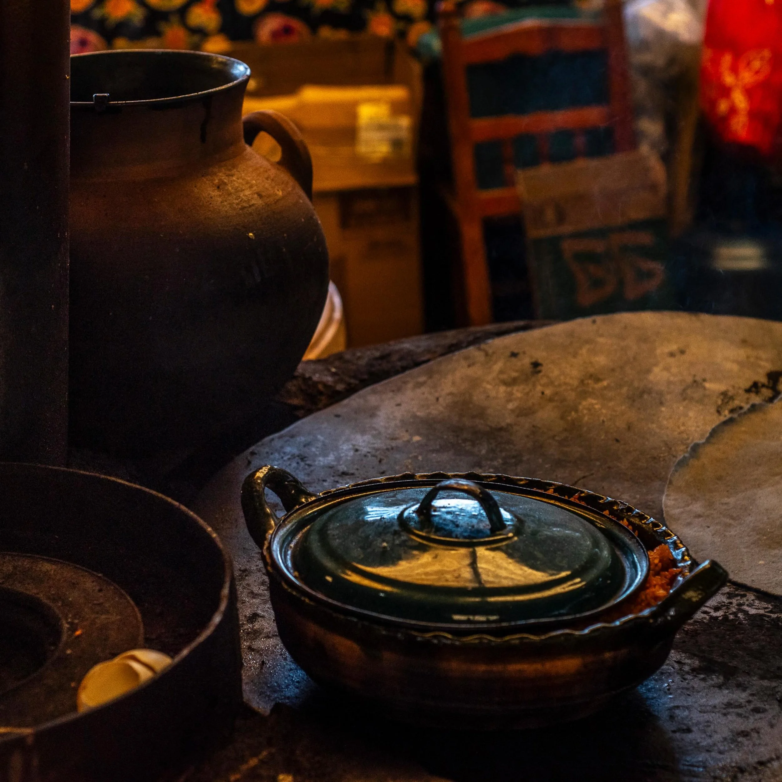 Absolutely! Oaxaca is the place where food, coffee, and mezcal blend perfectly with riding and the lifestyle that comes with it!  Photos: @nicoswit_photo  #Oaxaca #RideOaxaca #MountainBiking #MTB #EnduroMTB EnduroLife RideMore TrailLife BikeAdventure