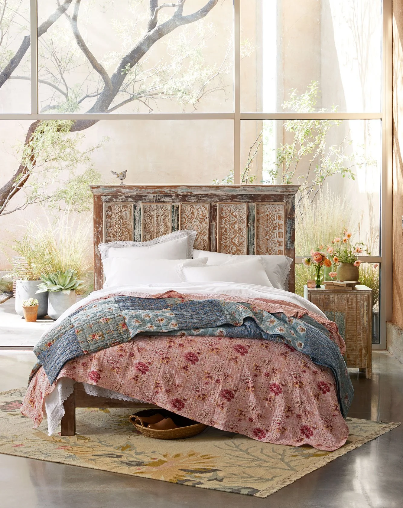 H03_carvedbed_1EF_644.jpg