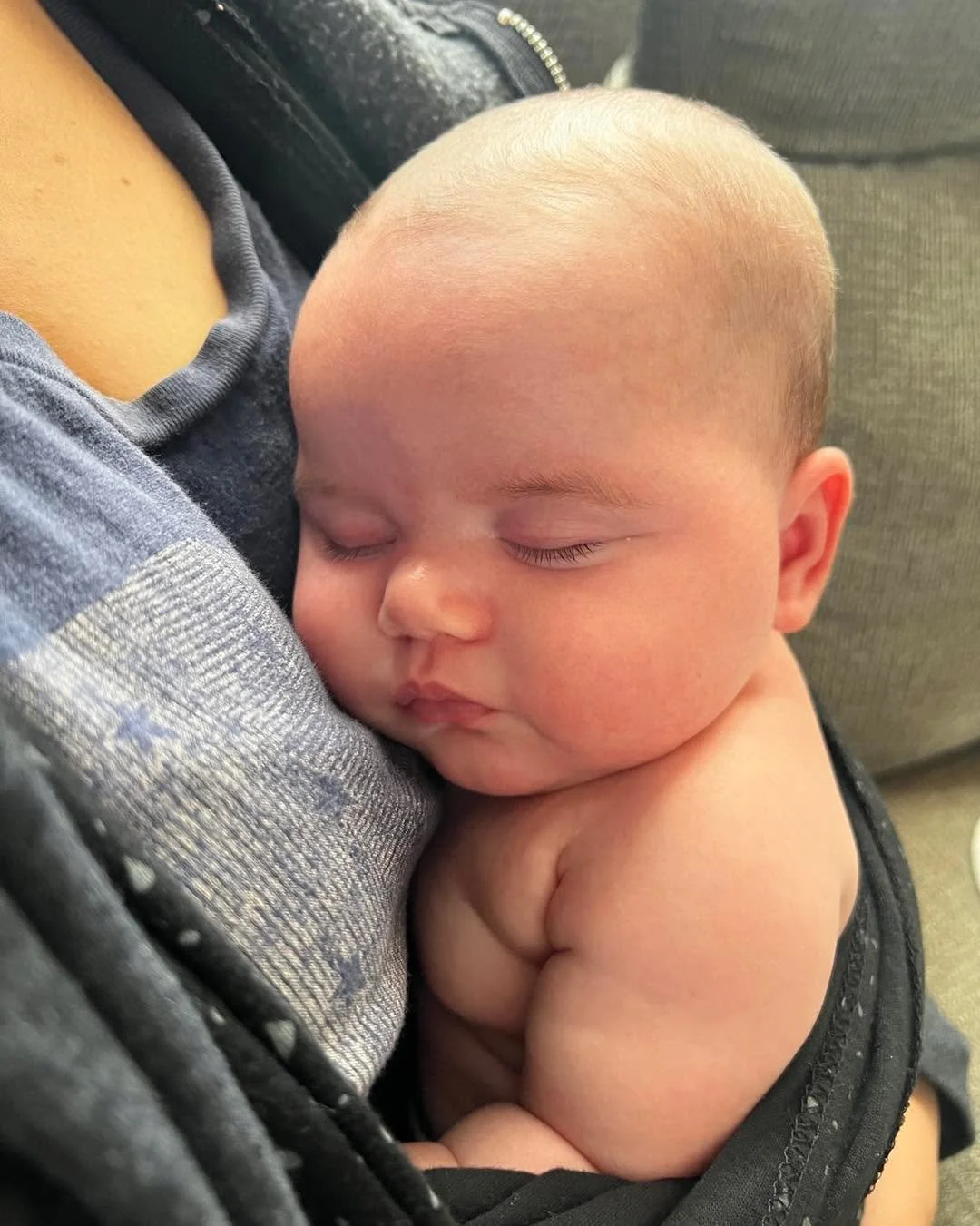 Be still my 🩷. Sweet girl did not want to wake up for our visit, but did give us a sleepy smile and a laugh before I left.  Was she laughing with us or at us?  Either way, Ill take it!