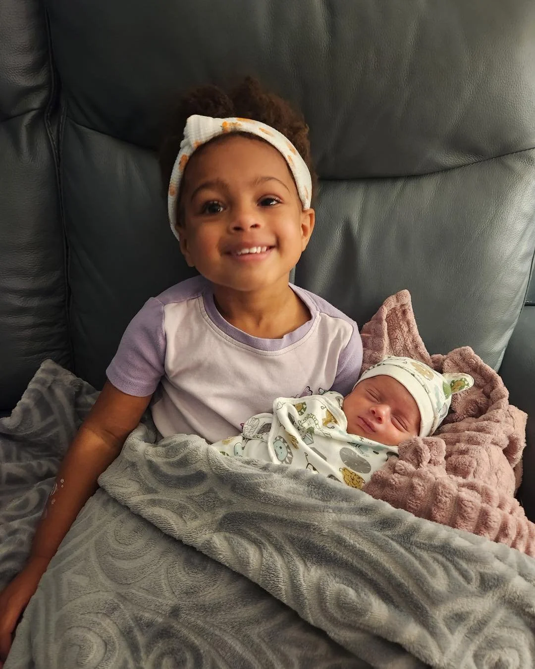 When selected by an expectant mom the first time, this family was so honored.  To be selected by her again and keeping siblings together, there are no words to express how full their hearts feel. 
That is one PROUD big sis.
🩷🩵💜