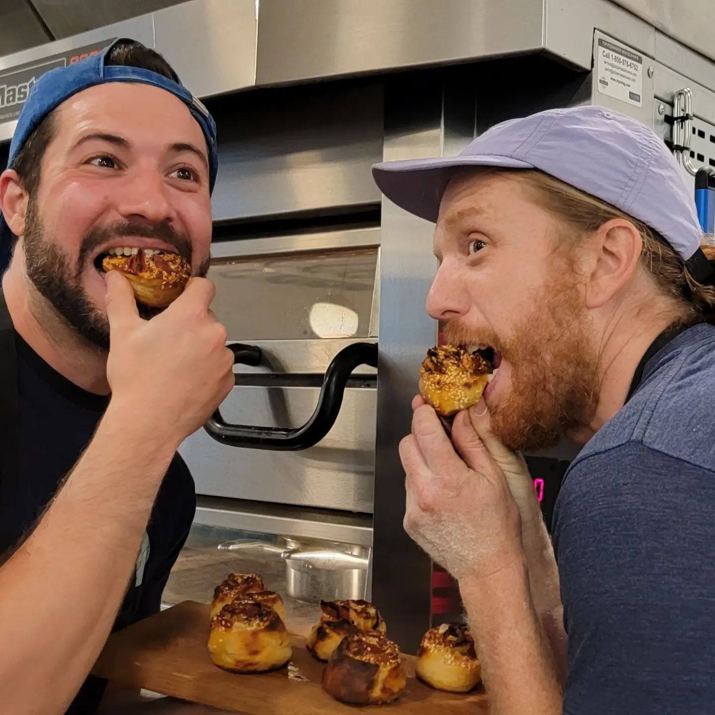 Saturdays are spent getting cute pics of the guys with their varoius forms of pizza📸

Available tomorrow 10:30am 🌞
Pizza Pinwheels🍕🎡
Pepperoni &amp; cheese rolled into pizza dough. If y'all like them, maybe we will do them more often 🫣 

Also av