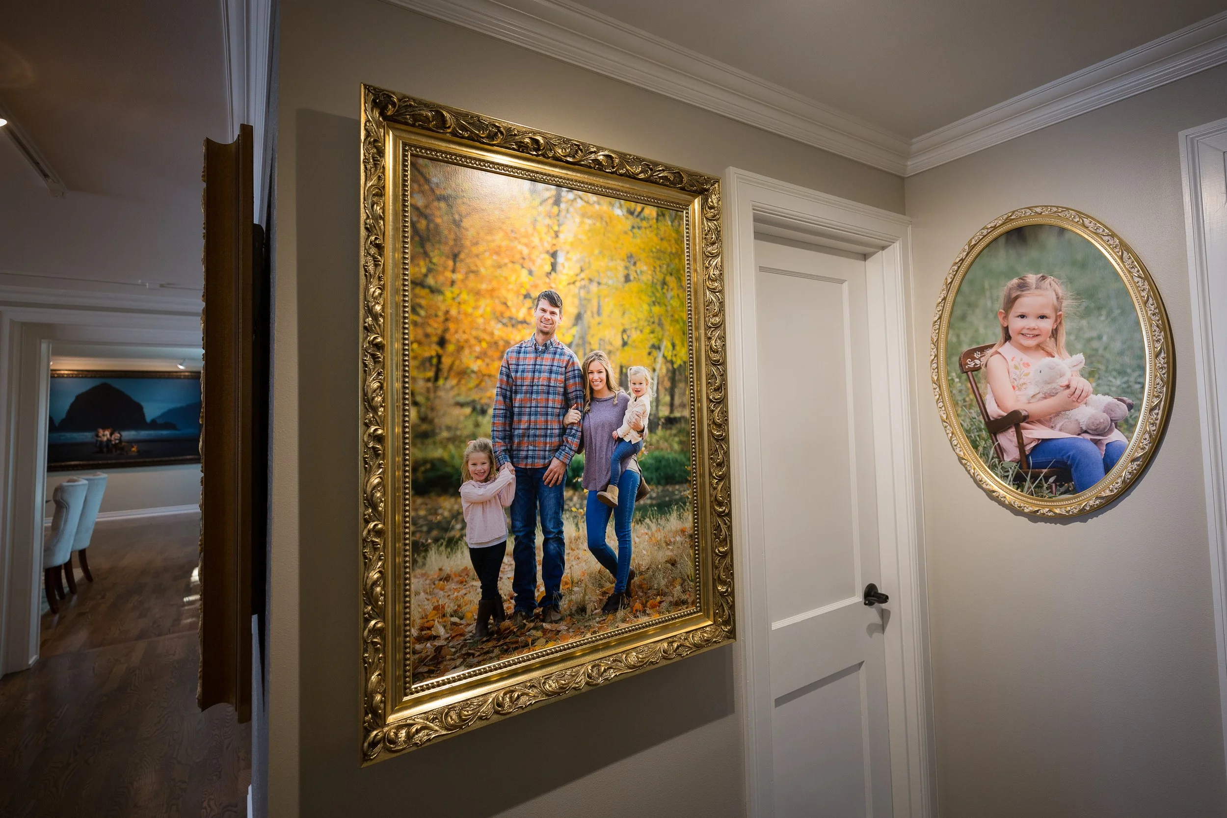 Canvases in rooms_16.jpg