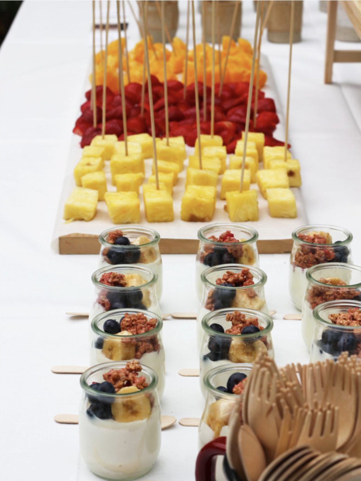 bon aprofit puig catering 2.png