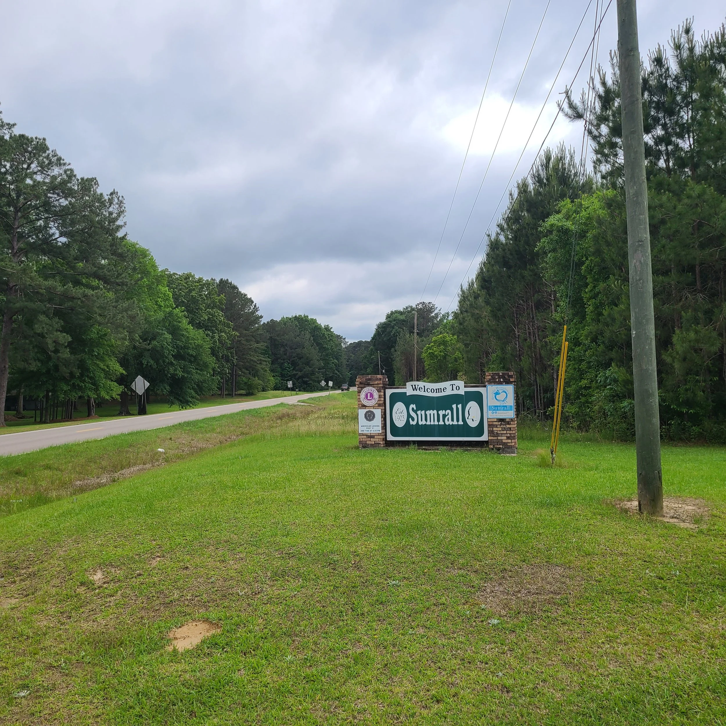 Do Signs Matter? — Sumrall Main Street